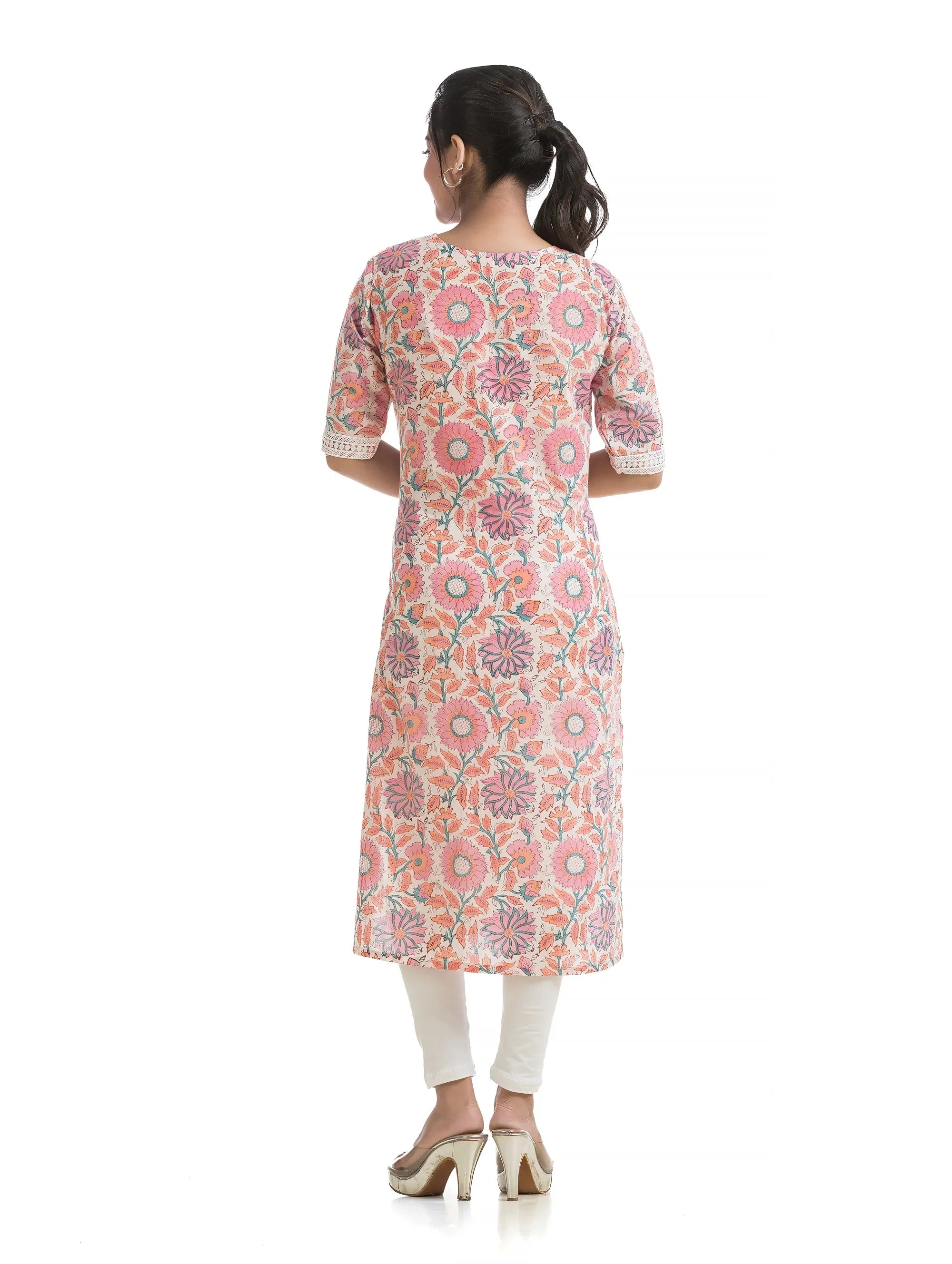 Floral Motif Hand Blocked Sanganeri Print Kurti