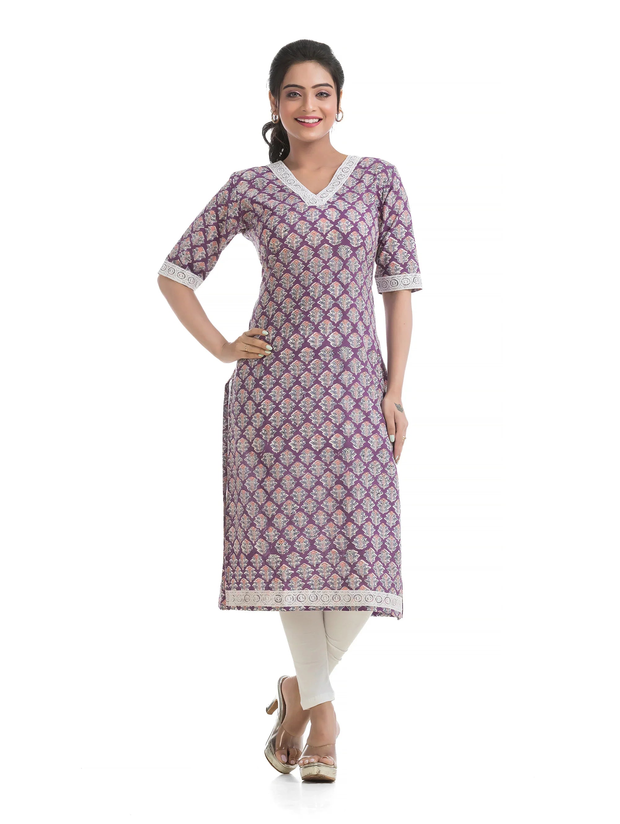 Sanganeri Hand Blocked Light Purple V-Neck Kurti with Lacework
