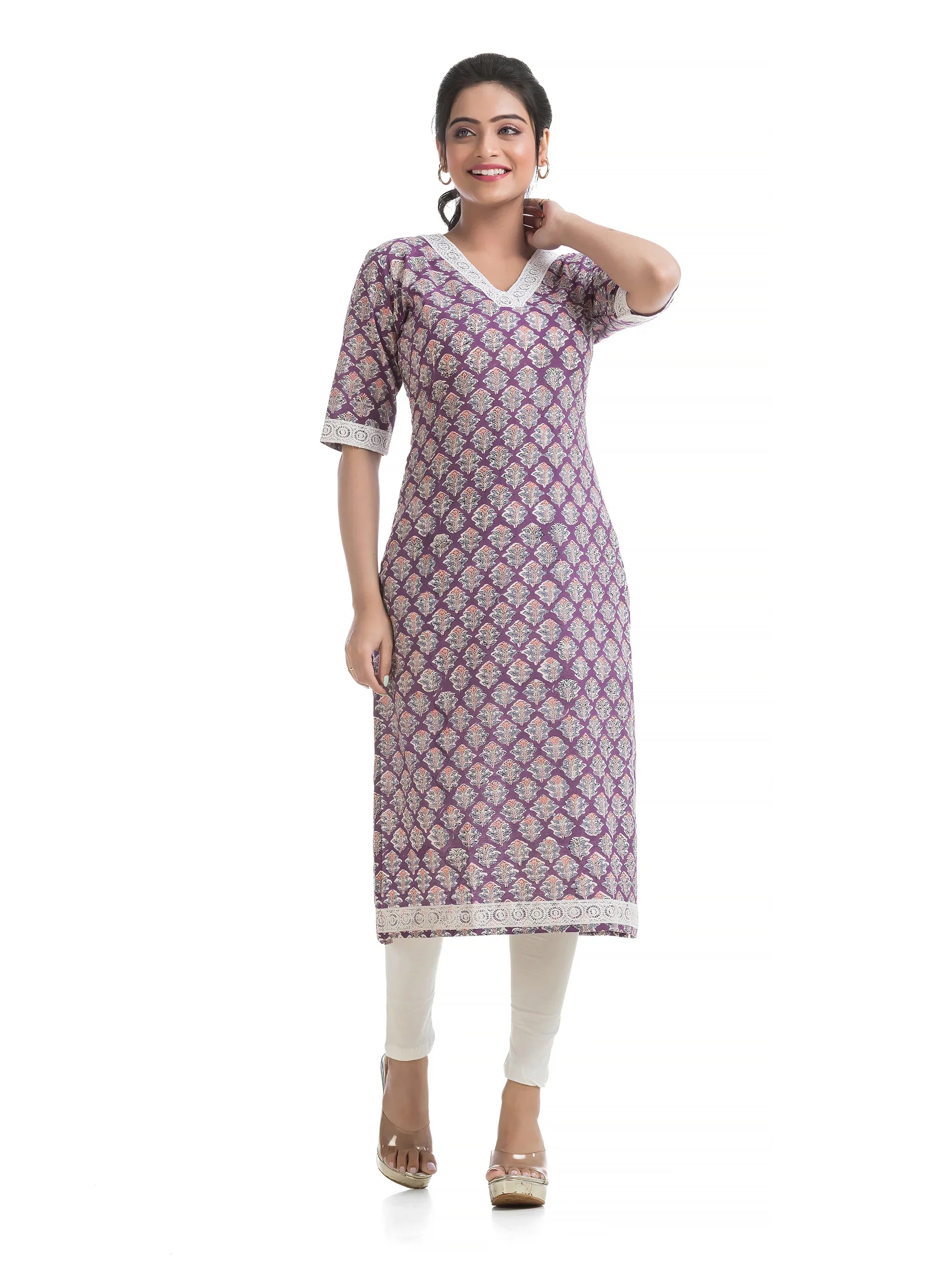 Sanganeri Hand Blocked Light Purple V-Neck Kurti with Lacework