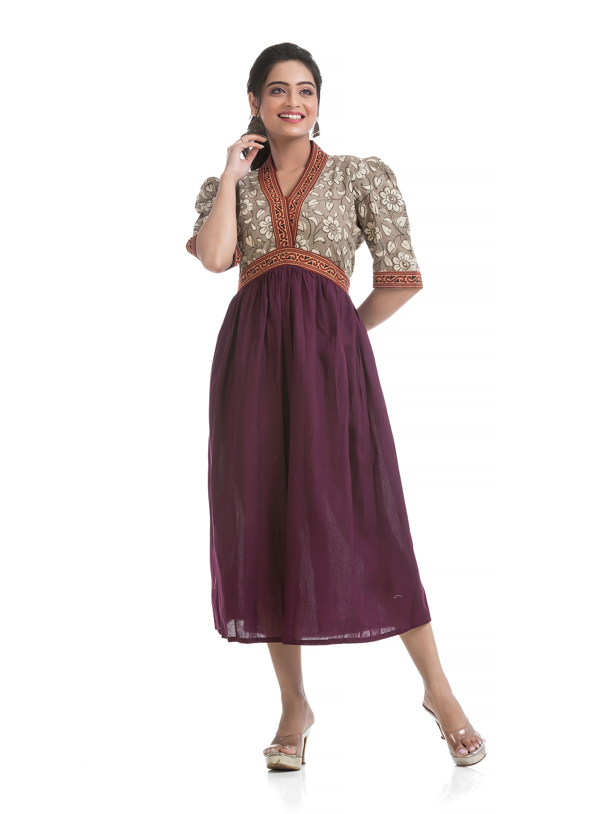 aliya cut dress Step into The VENUSTUS