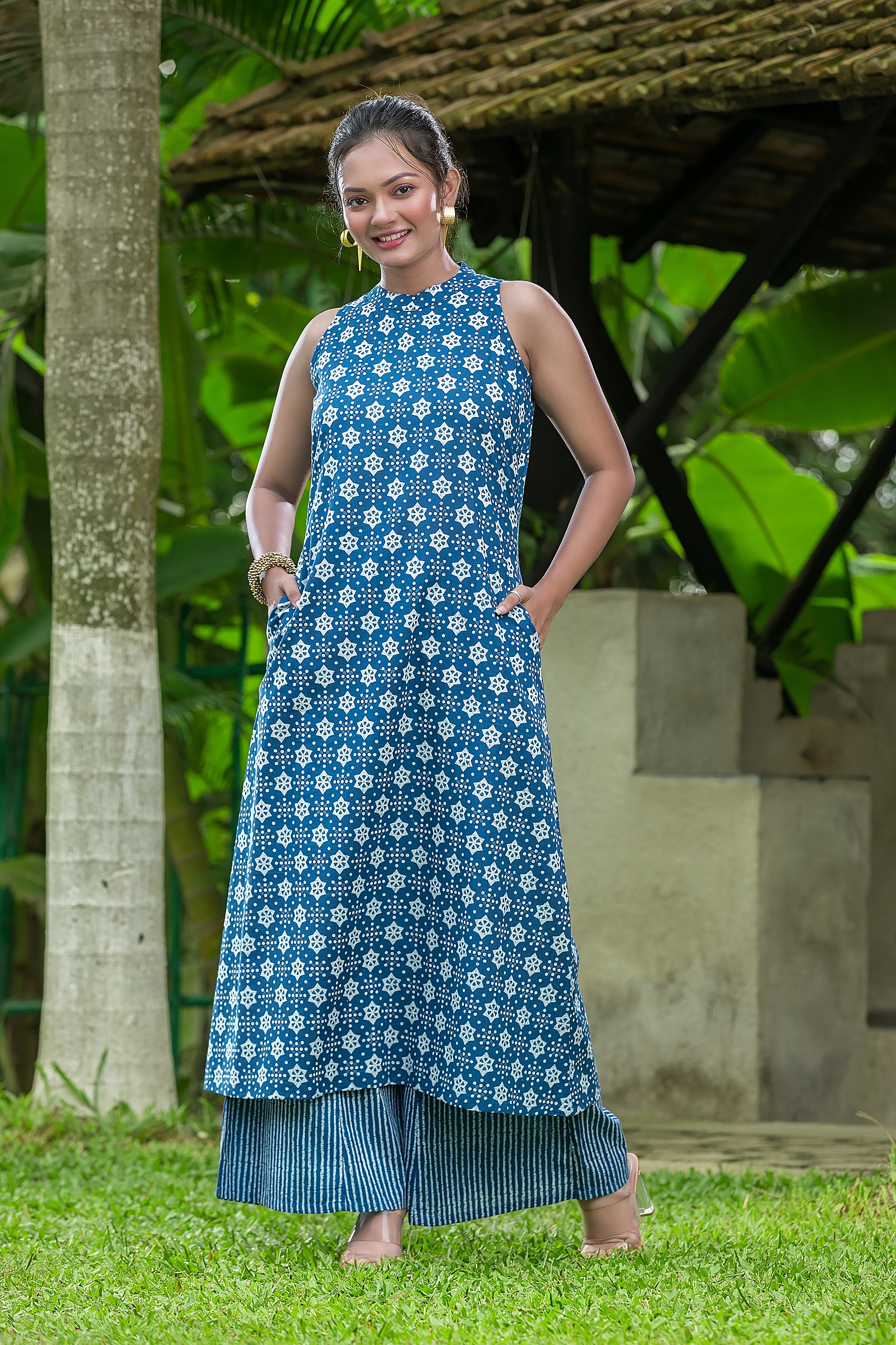 Women's Blue Halterneck Cotton Top With Palazzo Pant