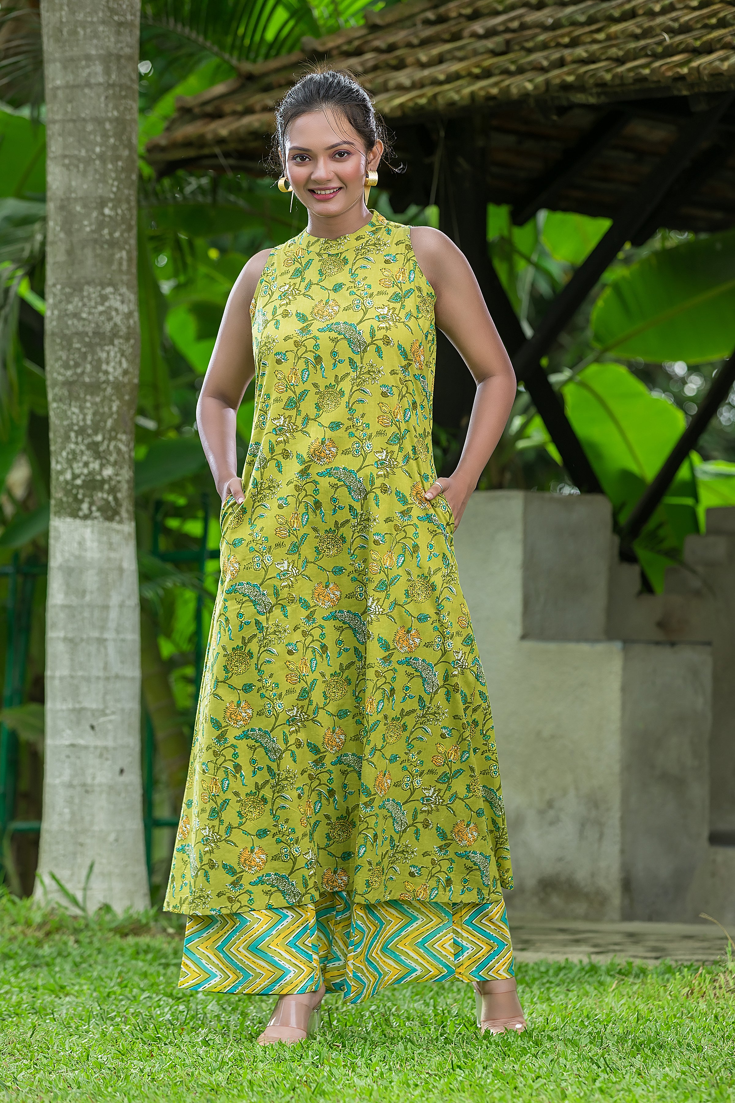 Women's Green Halterneck Cotton Top With Palazzo Pant