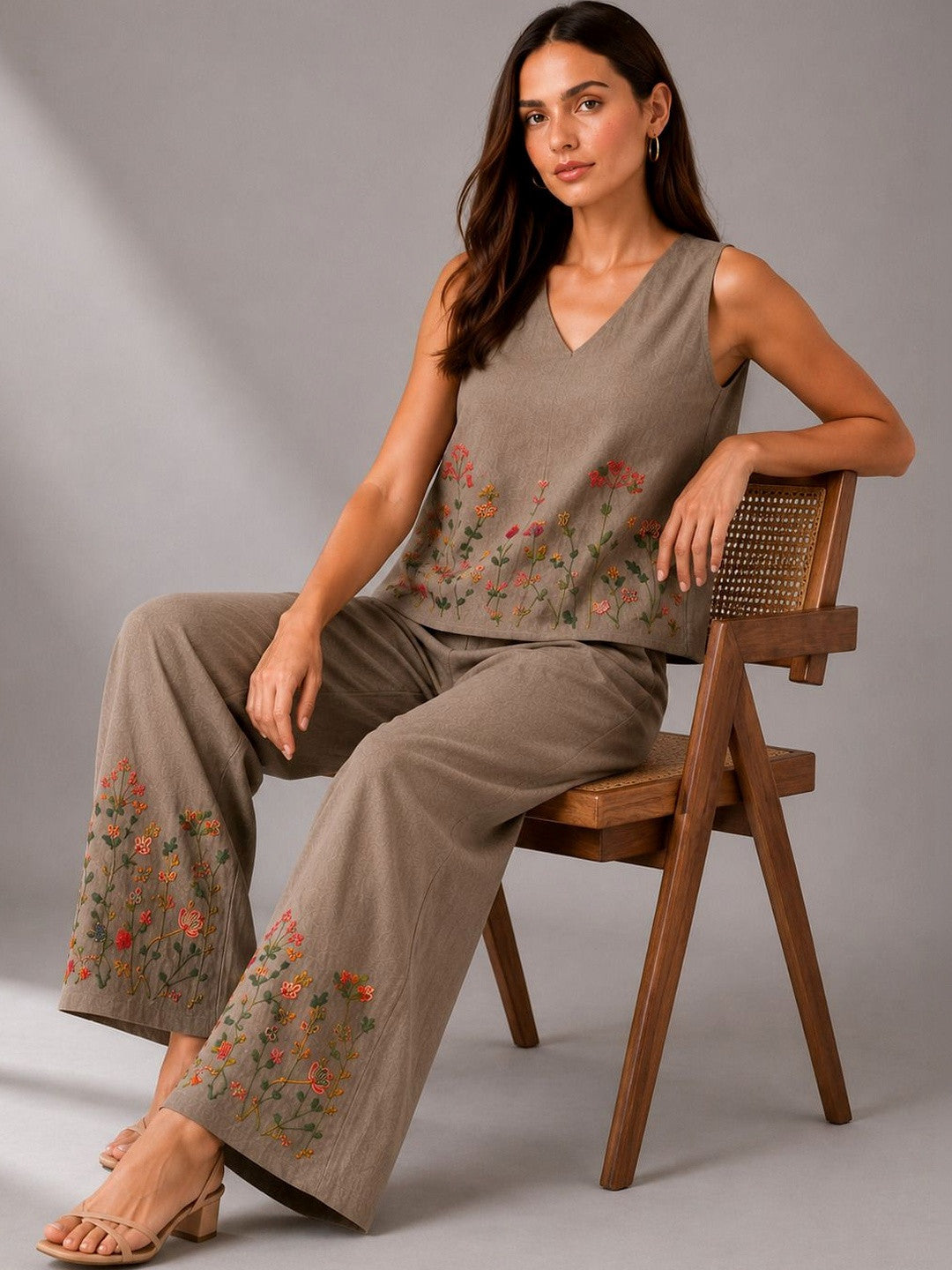 Women’s Grey Embroidered Co-Ord Set Sleeveless Top With Wide Leg Pants