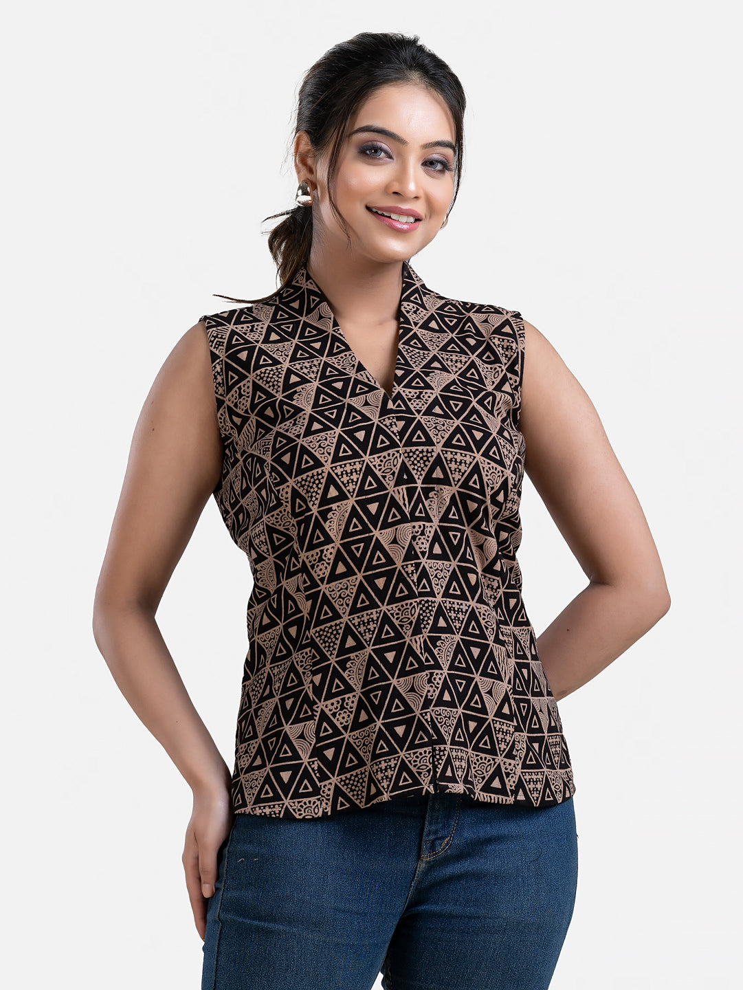 Women's V Neck Sleeveless Black Cotton Top