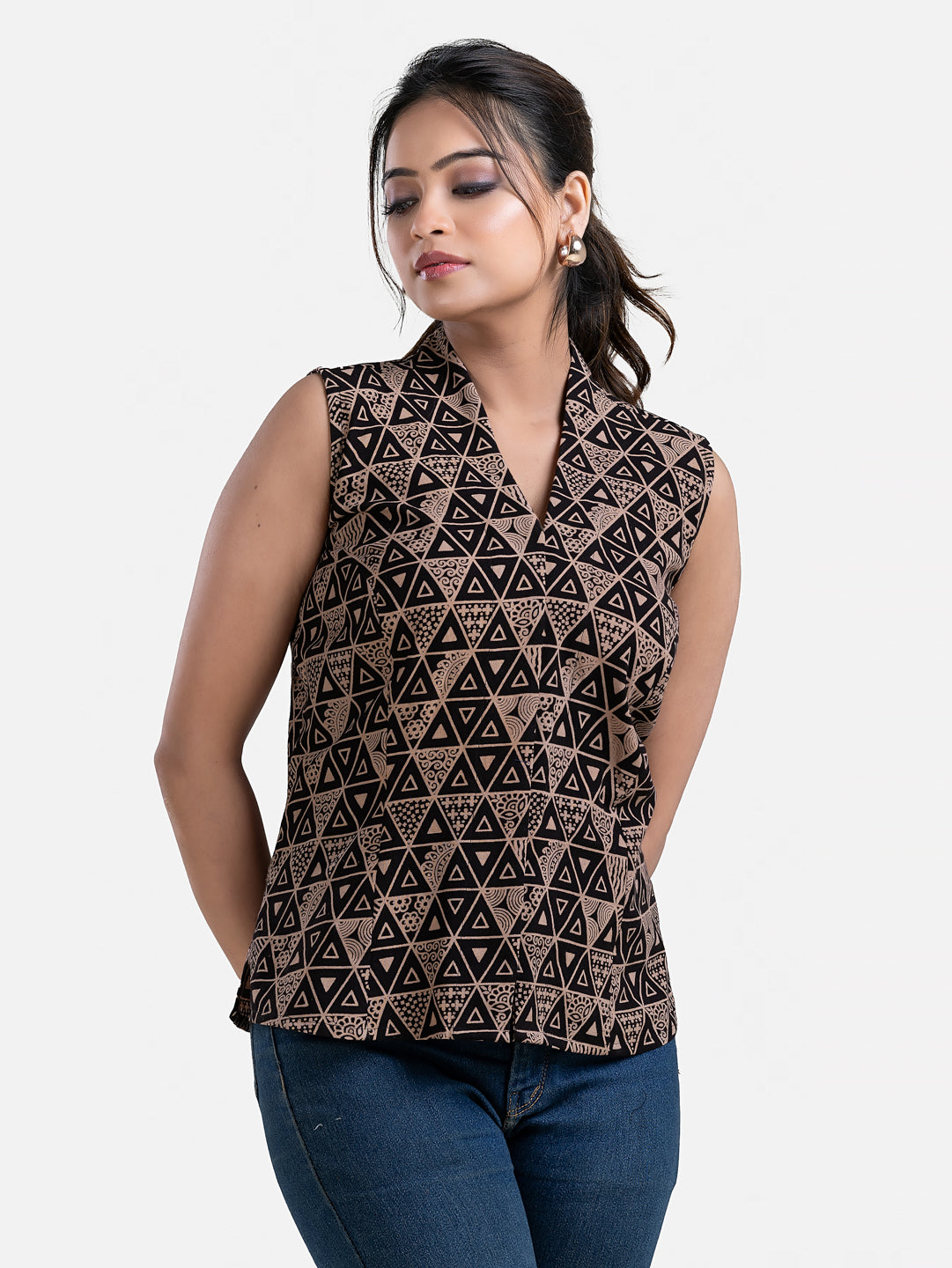 Women's V Neck Sleeveless Black Cotton Top