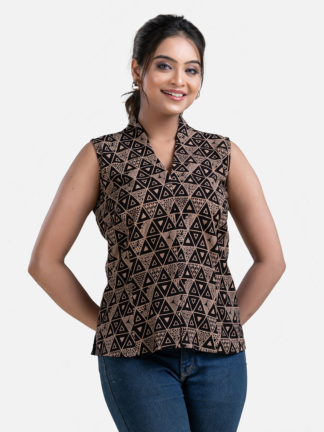 Women's V Neck Sleeveless Black Cotton Top