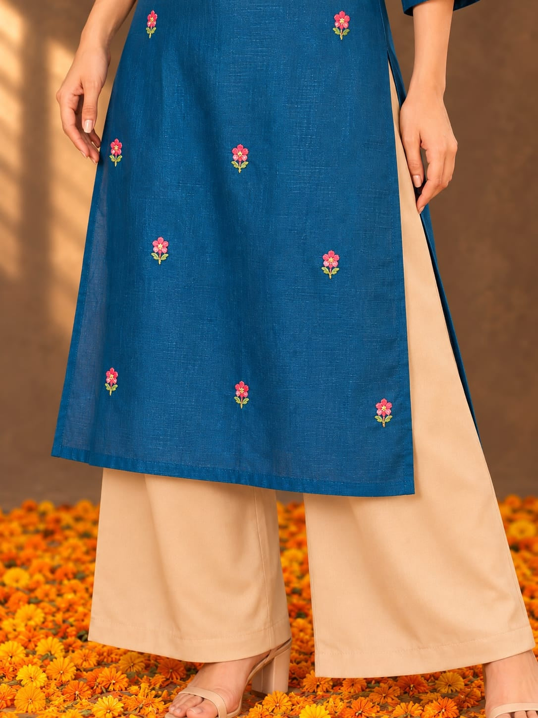 Women's Blue Handwork Kurti