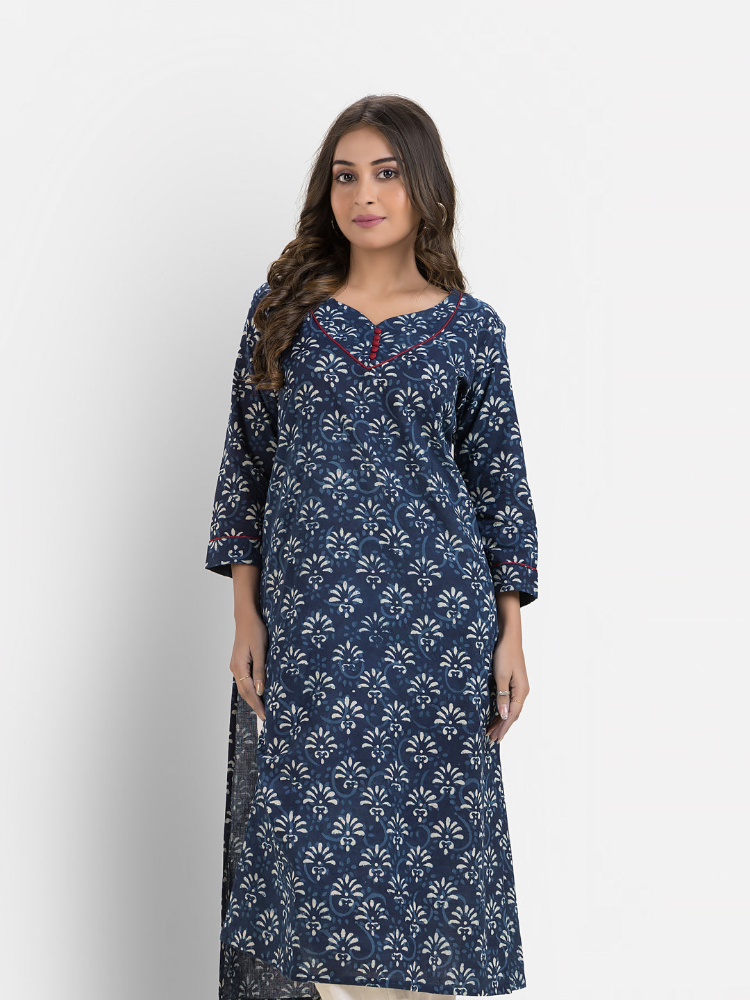 Women's Cotton Floral Motif Sweet Heart Neck Kurta