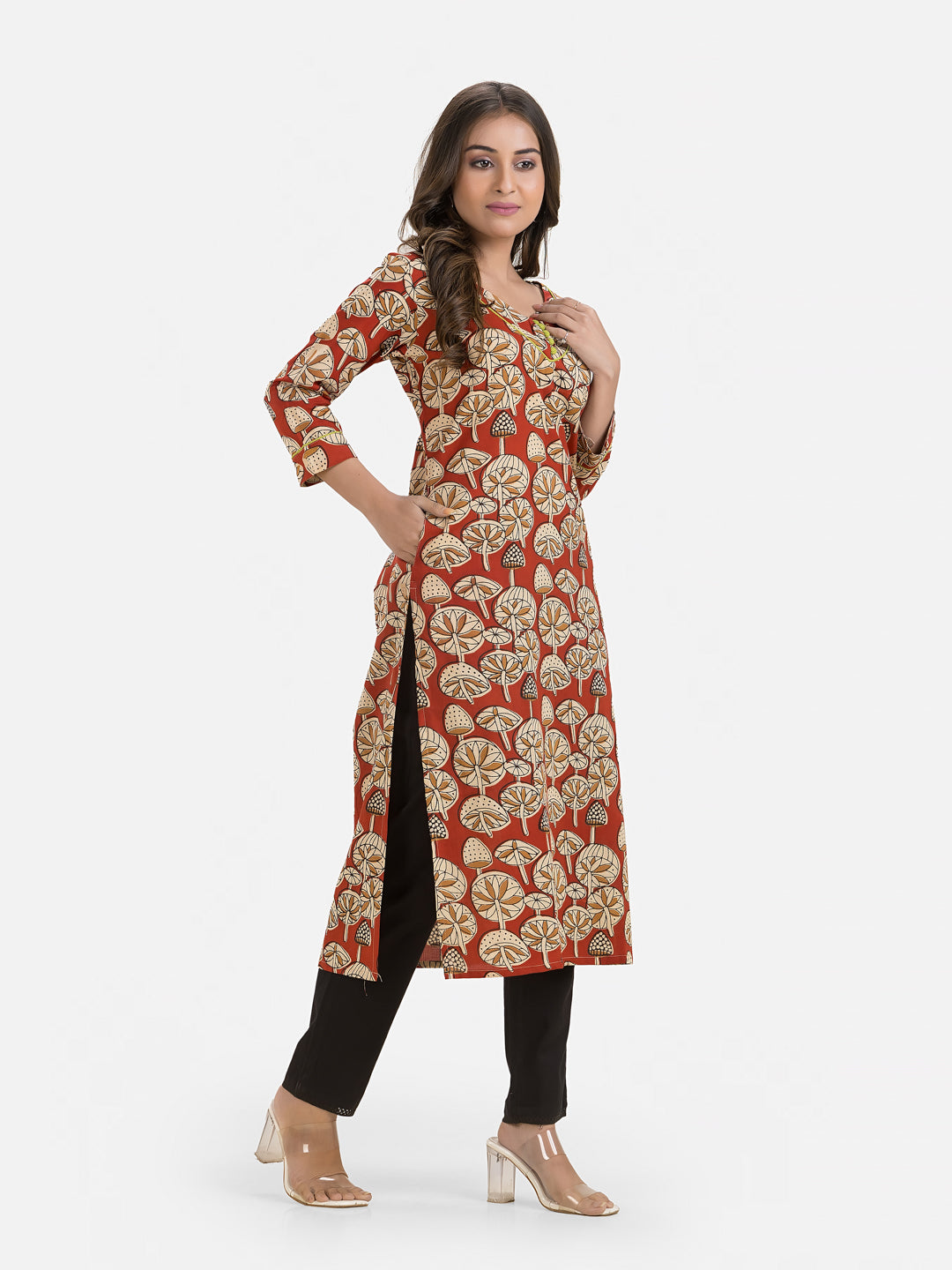 Women's Cotton Sweet Heart Neck Red Kurta