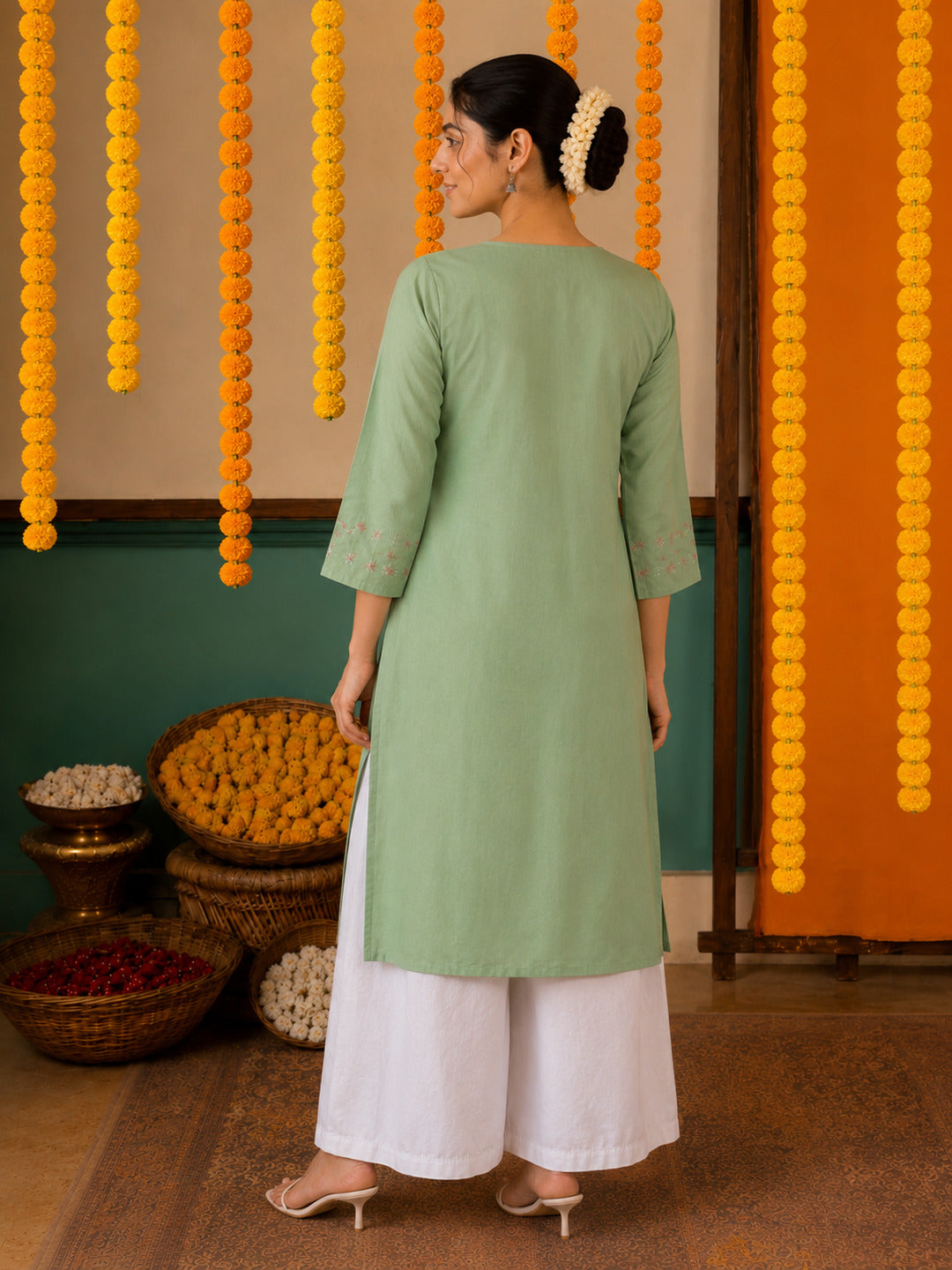 Women's Floral Embroidered Green Kurta