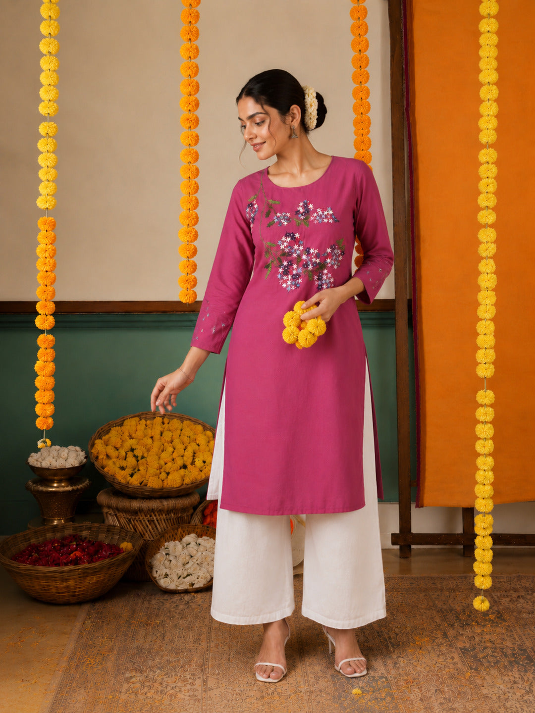 Women's Floral Embroidered Pink Kurta