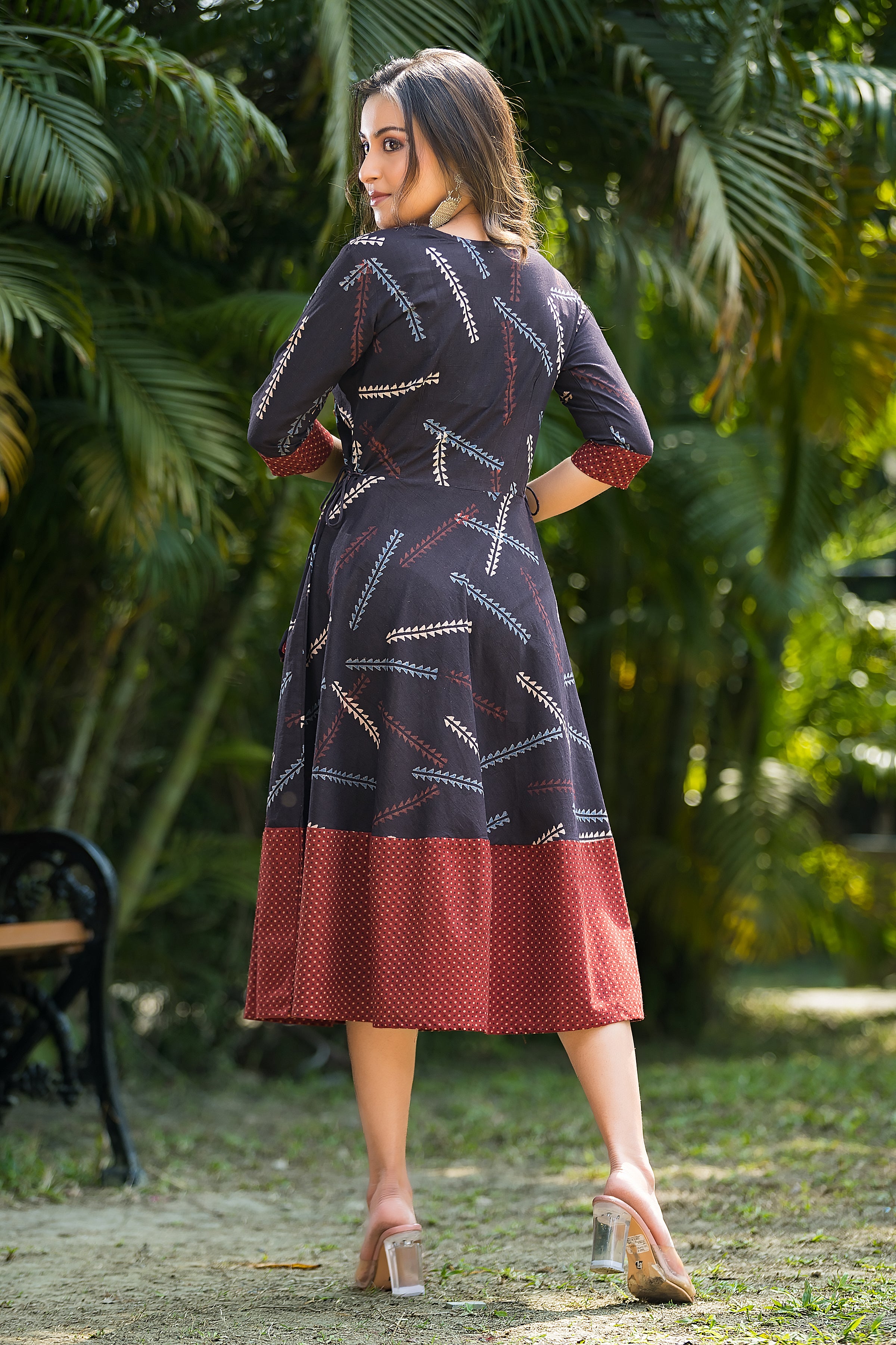 Women's Cotton Reverse Collar Black Dress