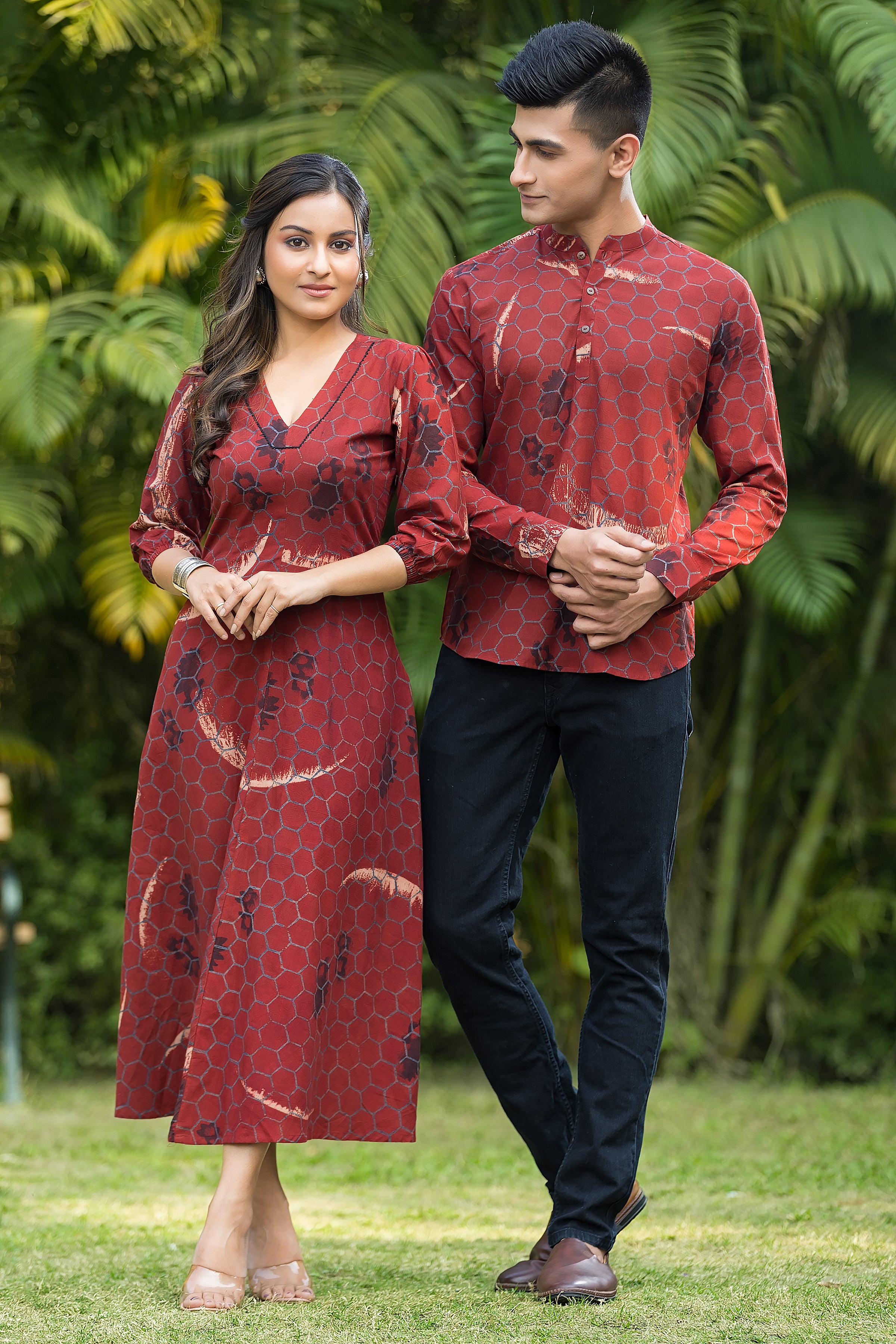 Couple Matching Honeycomb Set in Red