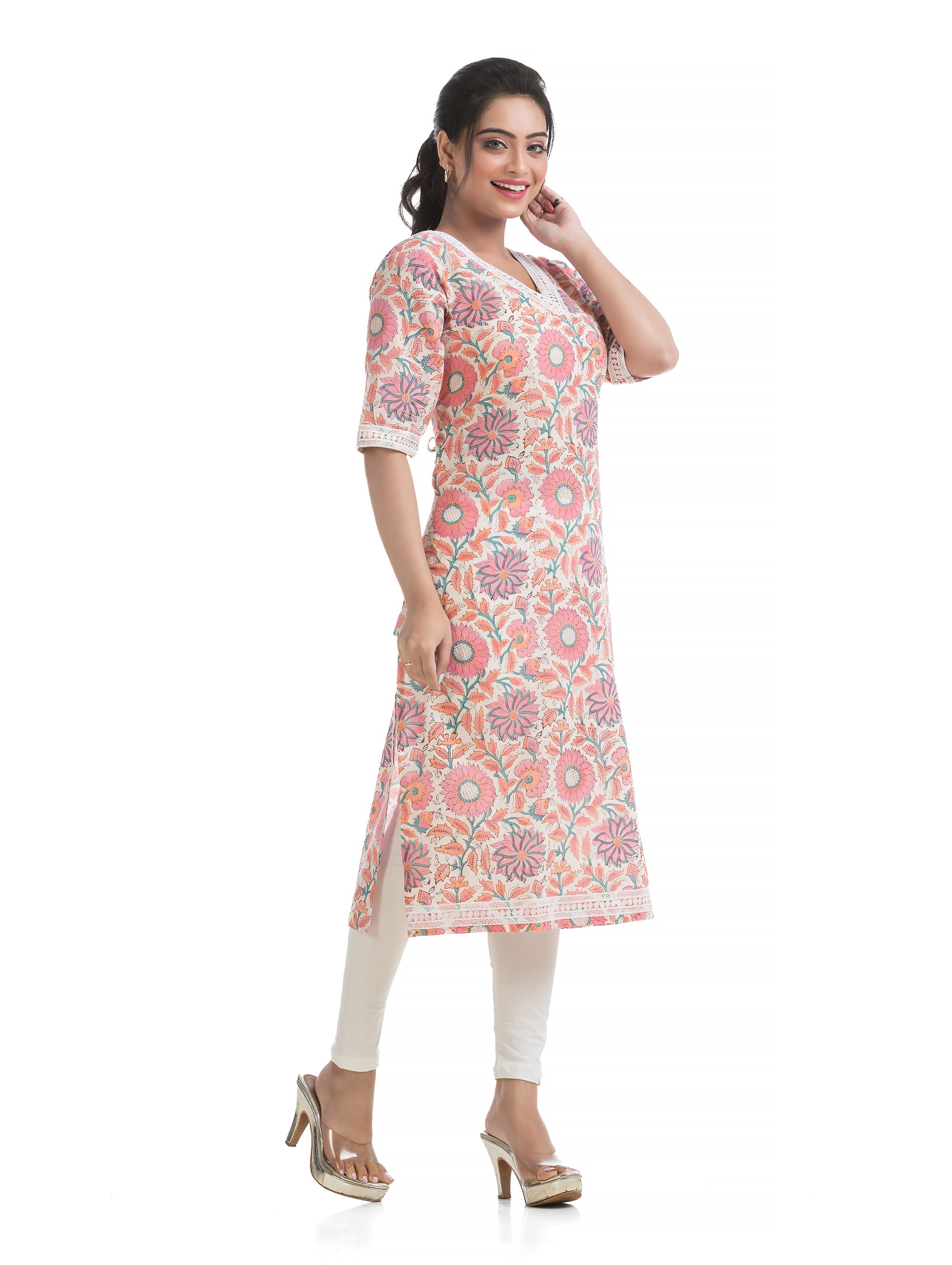 Floral Motif Hand Blocked Sanganeri Print Kurti