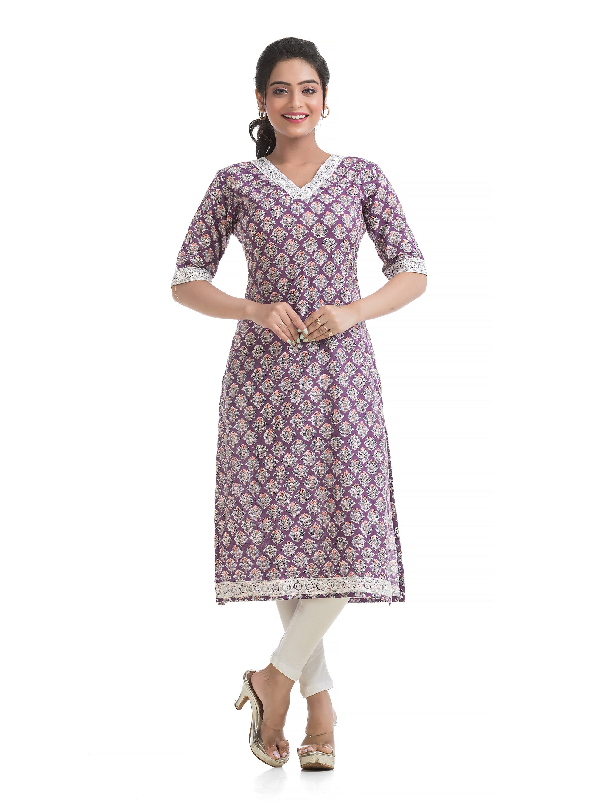 Sanganeri Hand Blocked Light Purple V-Neck Kurti with Lacework