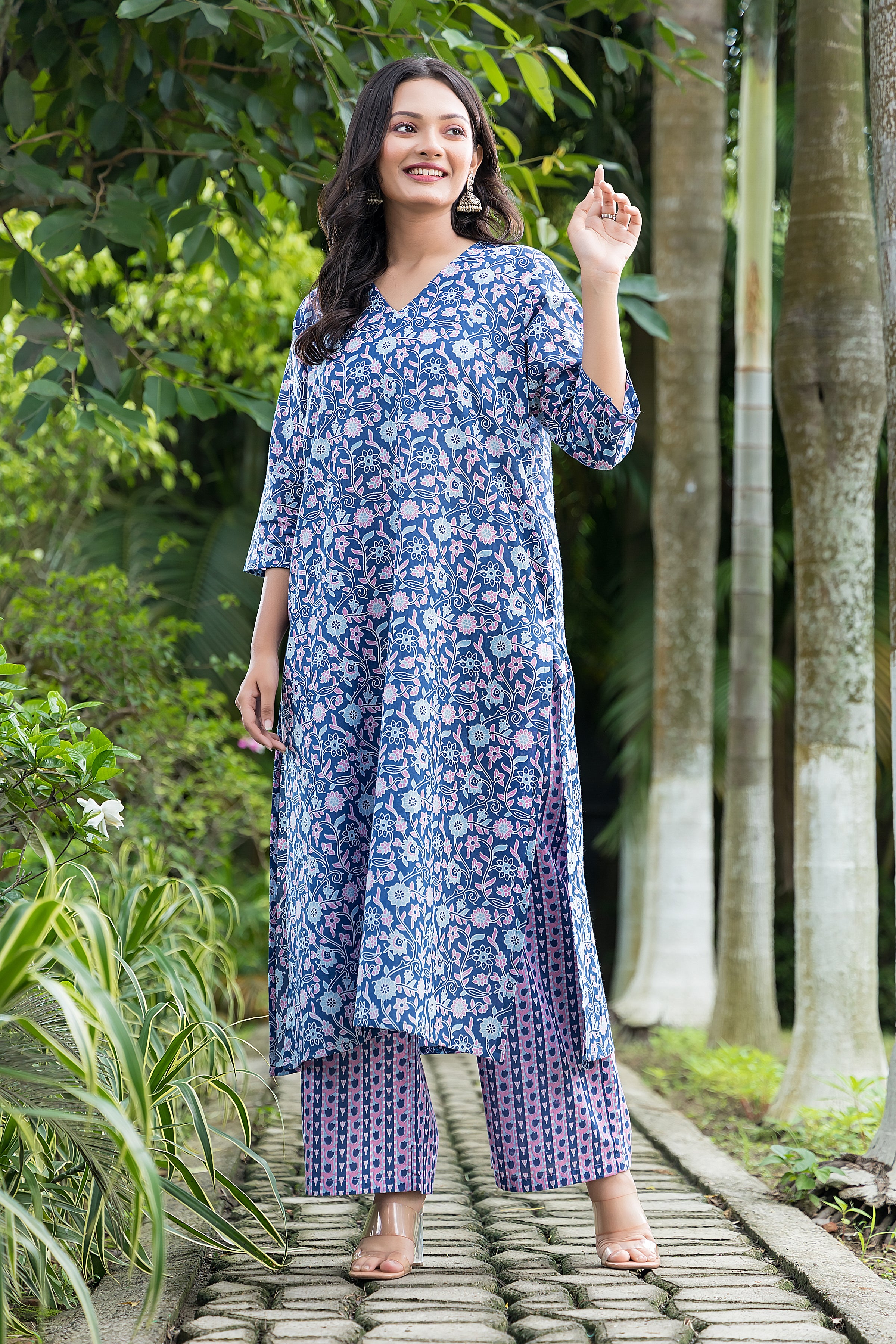 Women's Light Blue Long Kurta With Pant Set