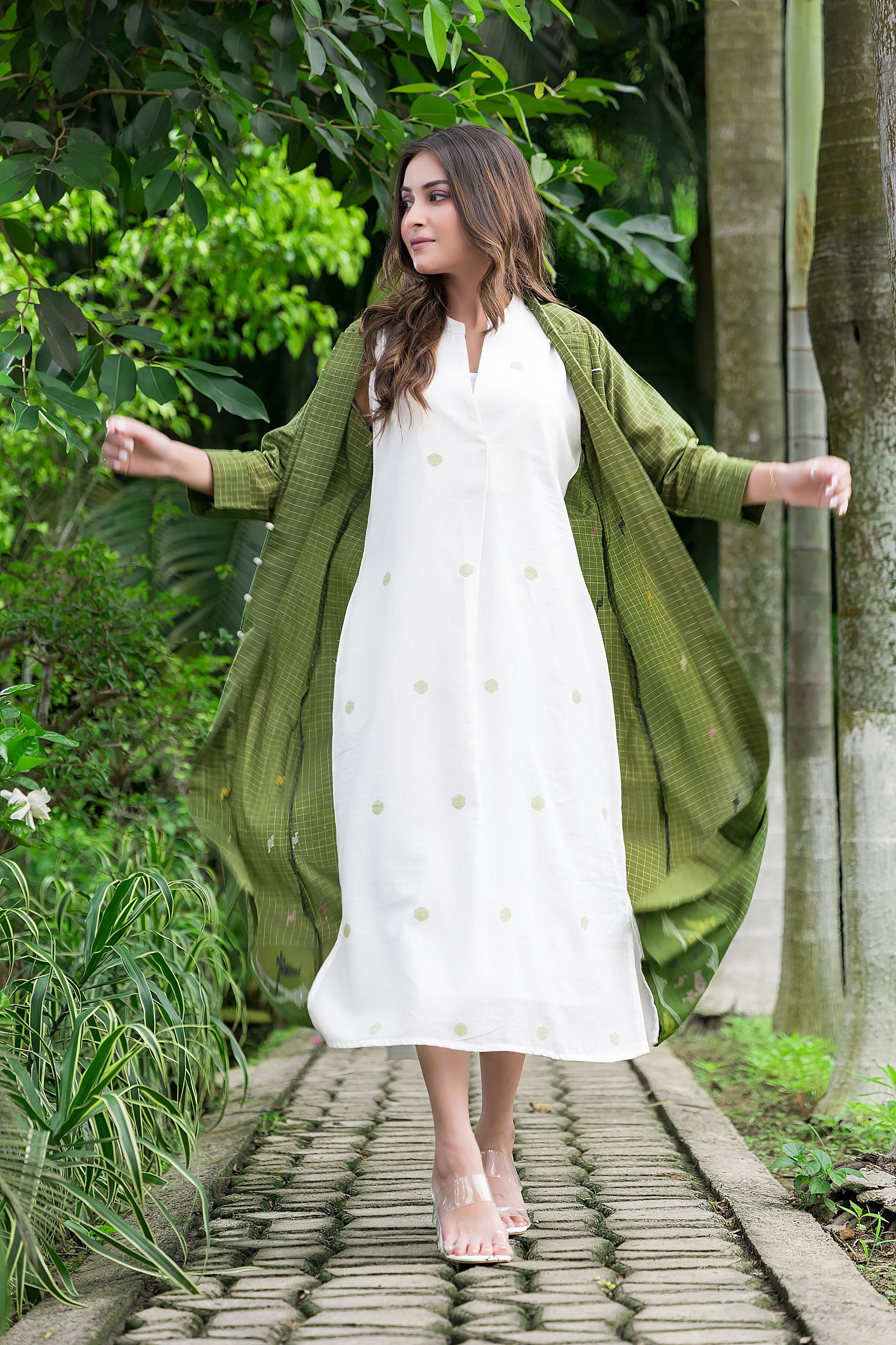 Women's Cotton White Jamdani Motif Dress With Green Shrug