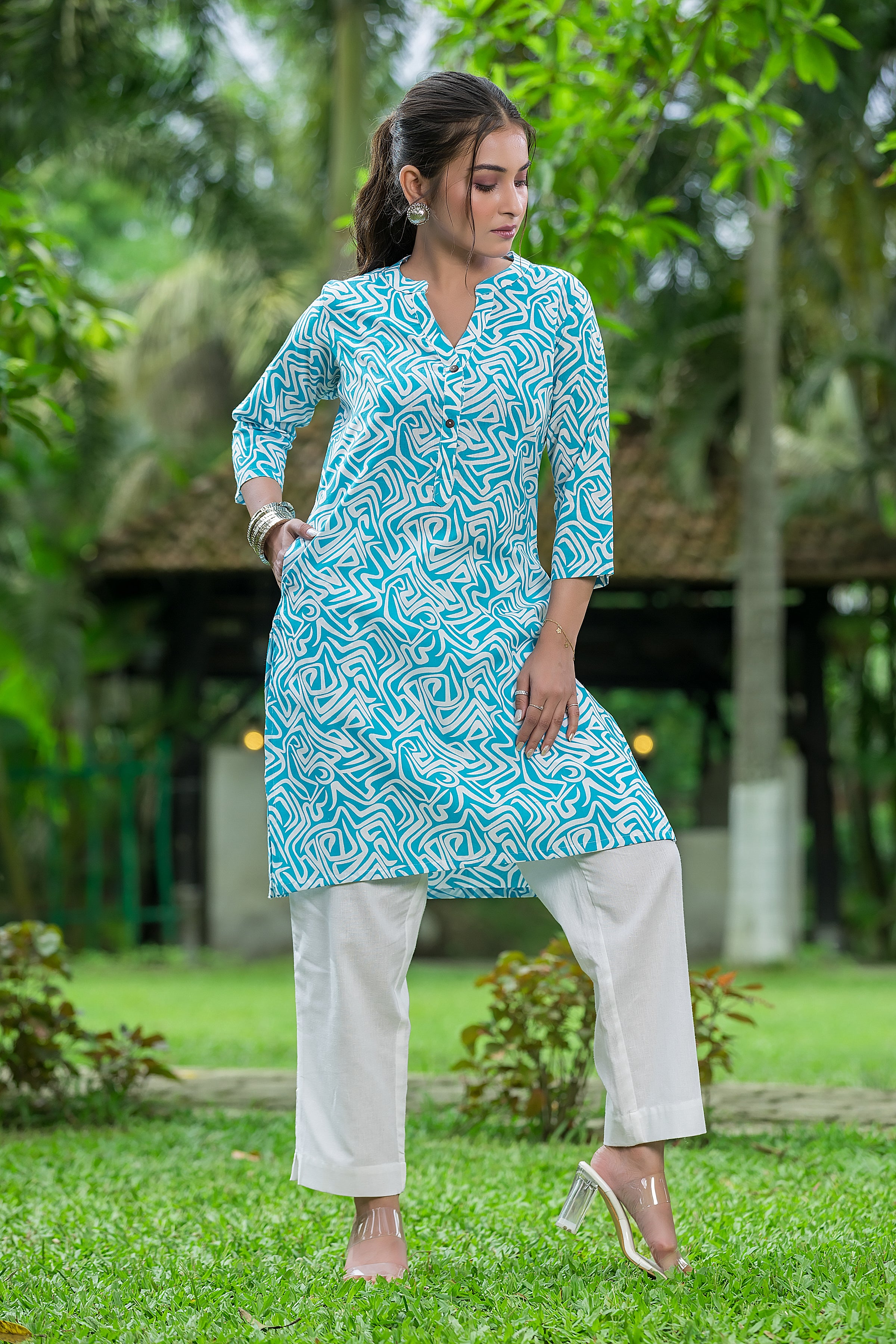 Women's Sky Blue Mandarin Collar Cotton Top