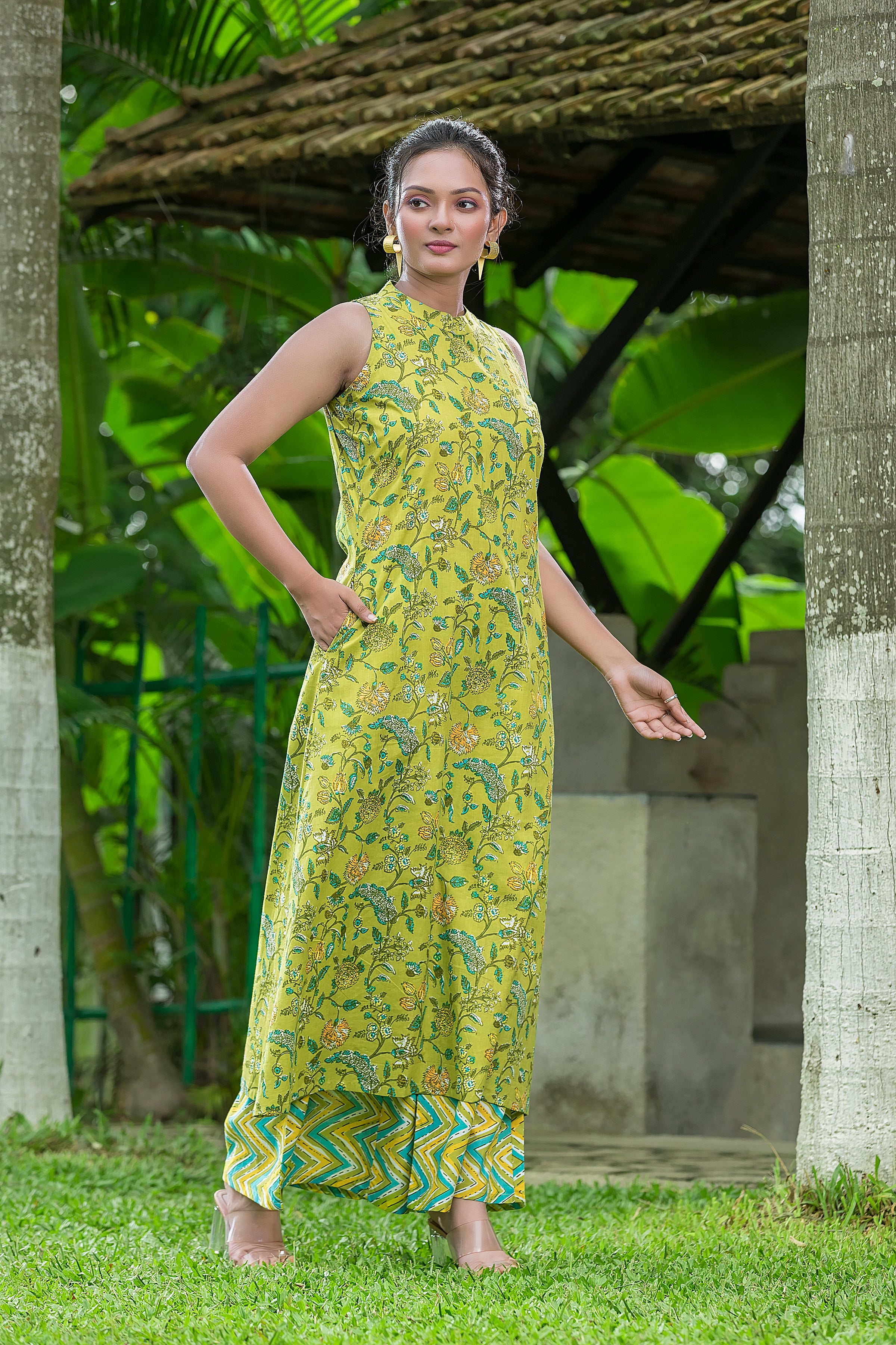 Women's Green Halterneck Cotton Top With Palazzo Pant