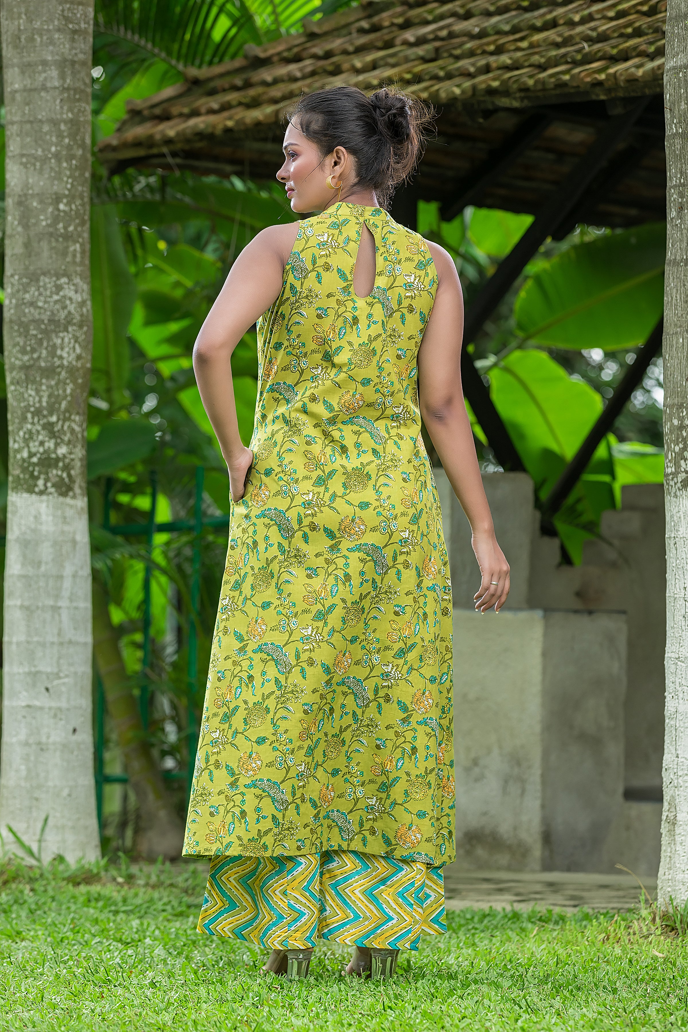 Women's Green Halterneck Cotton Top With Palazzo Pant