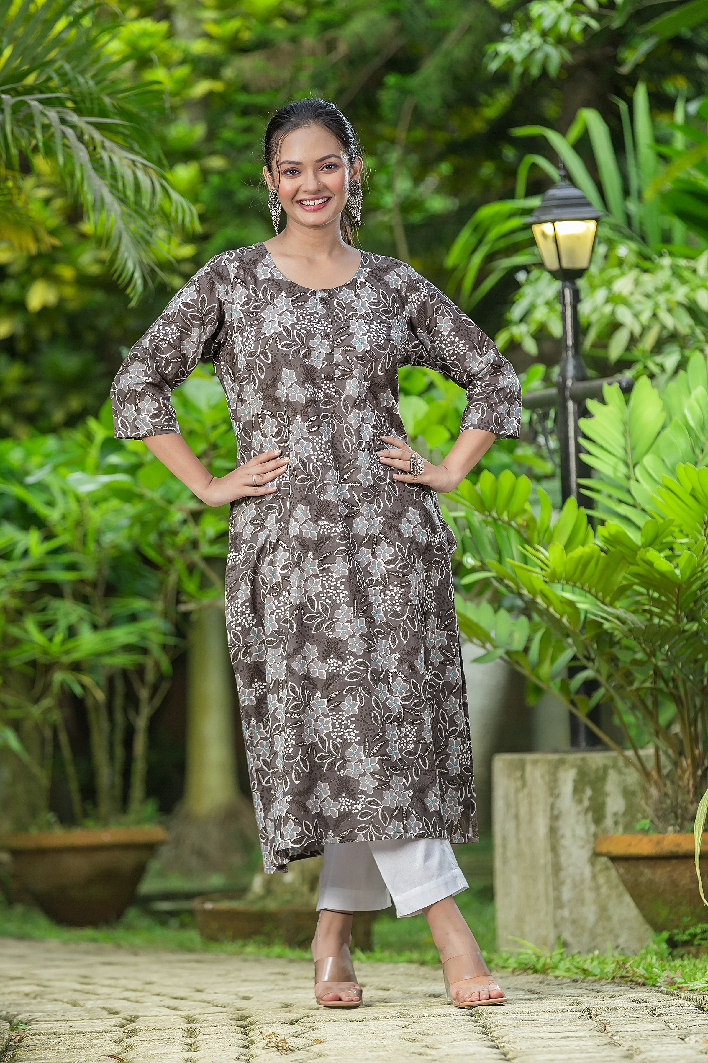Women's Grey Cotton Round Neck Kurta