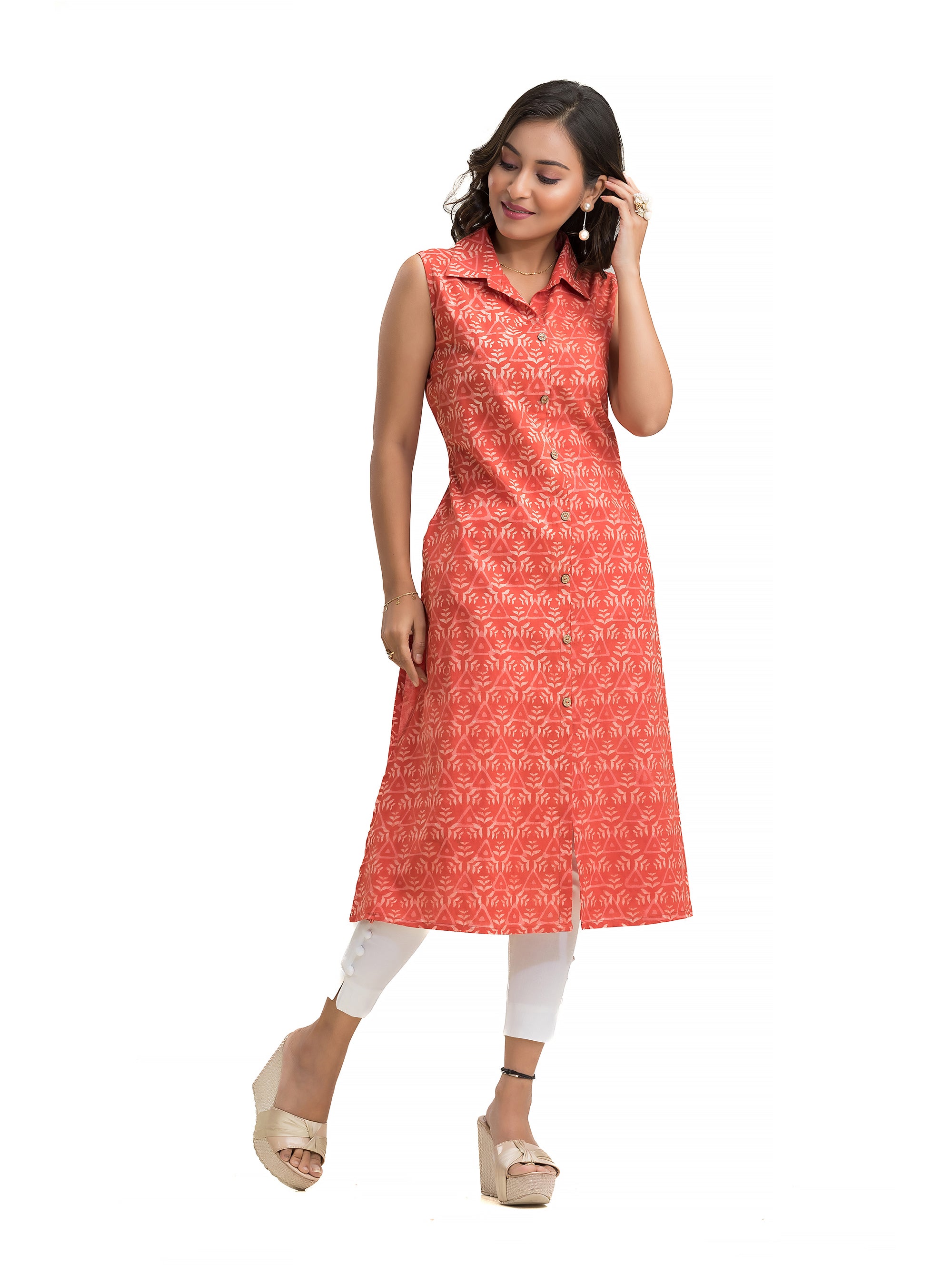 Sleeveless Orange A-Line Kurti with Collar and Side Slit