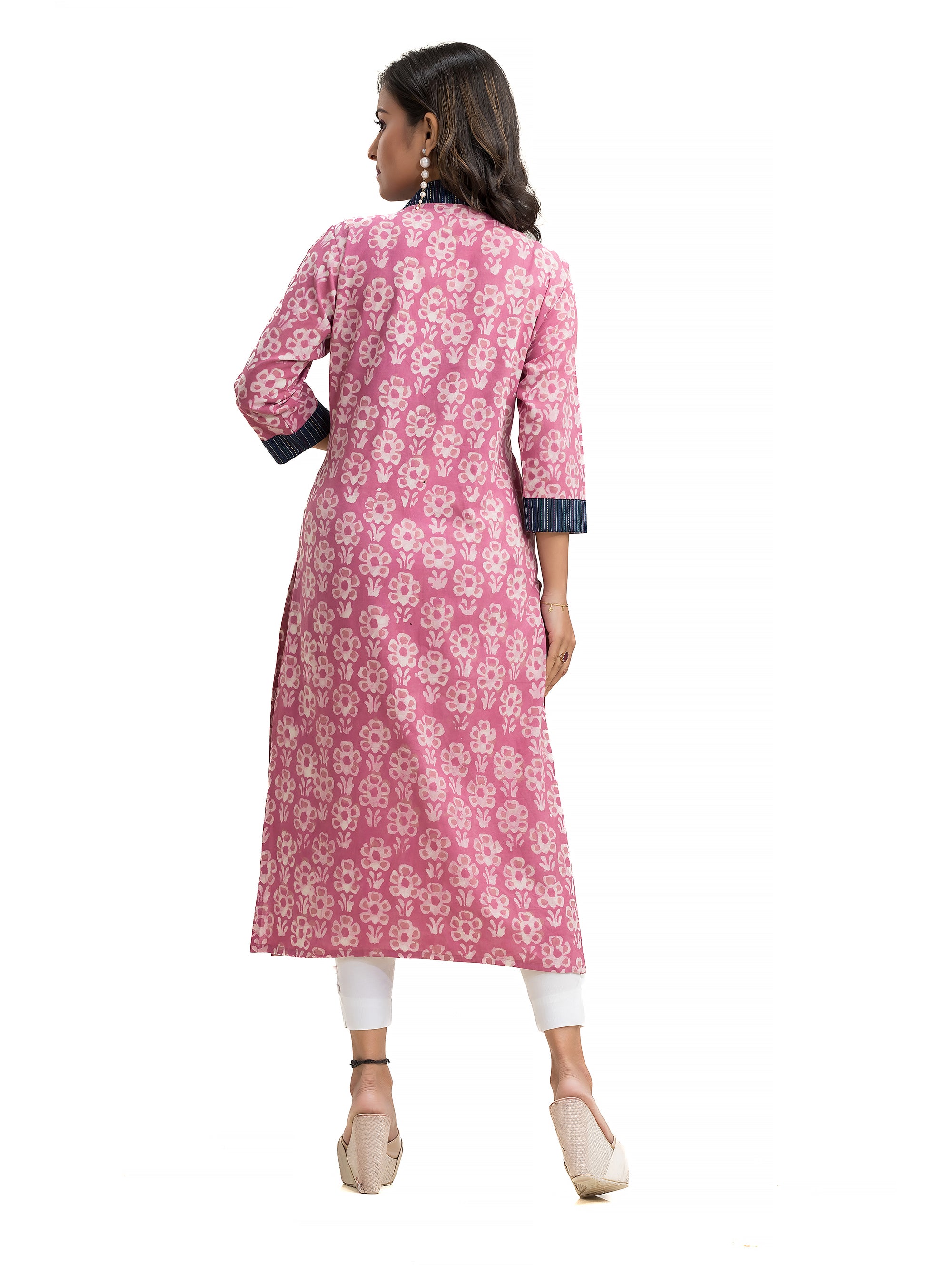 Floral Motif Dabu Printed Straight Kurti with Kantha Lacework