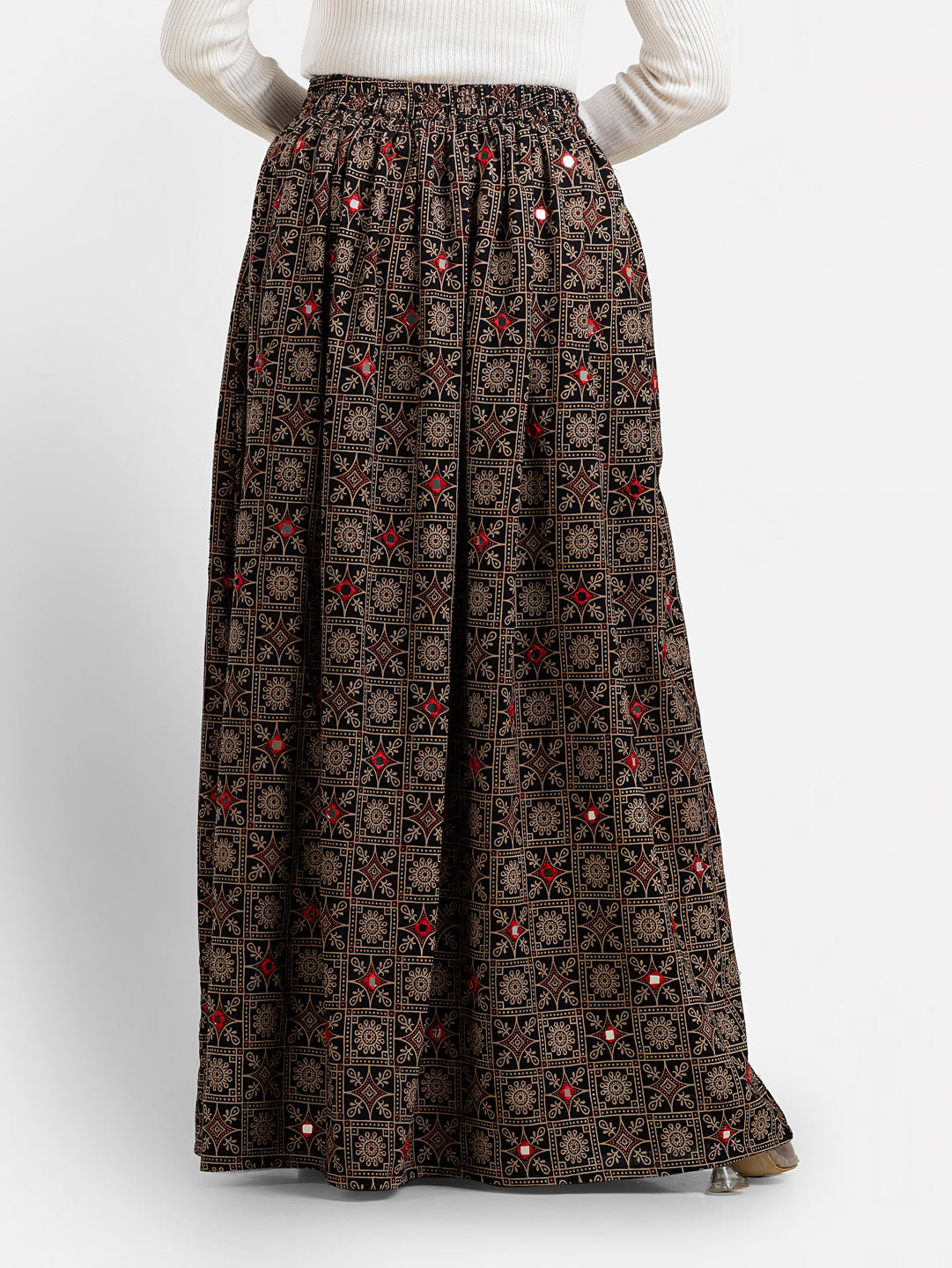 Women’s printed black skirt from Crazy Needle Online, featuring a stylish design and comfortable fit.