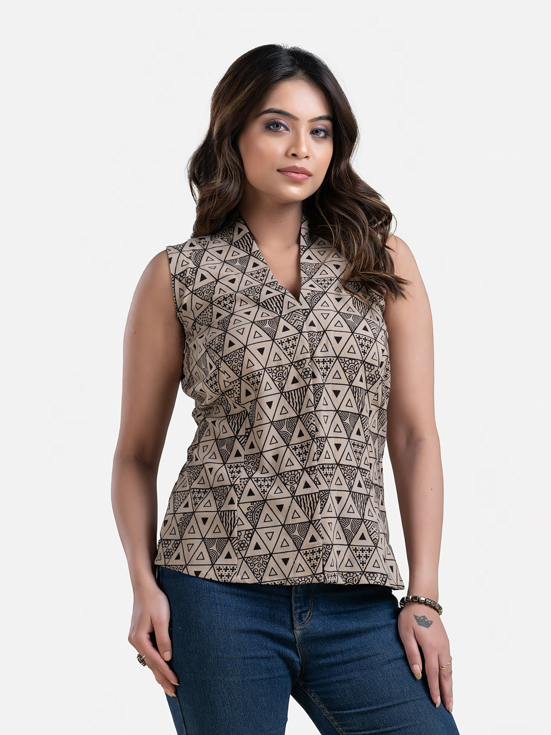 Women's V Neck Sleeveless Off White Cotton Top