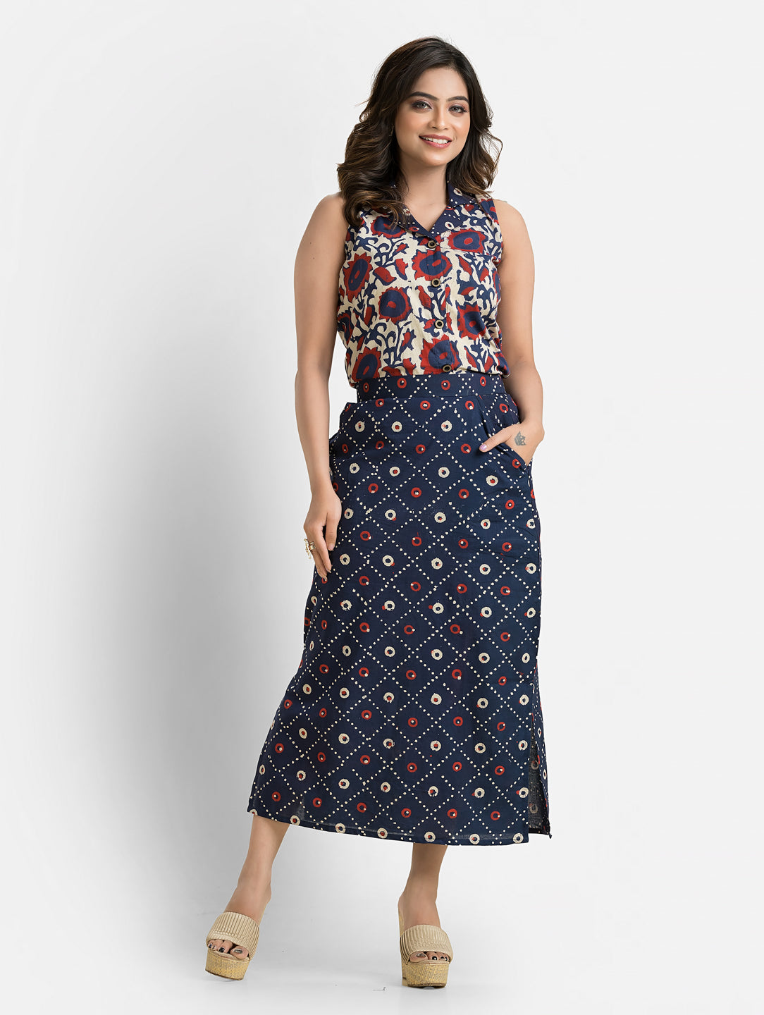 Women's Blue Floral Printed Cotton Top With Pencil Skirt