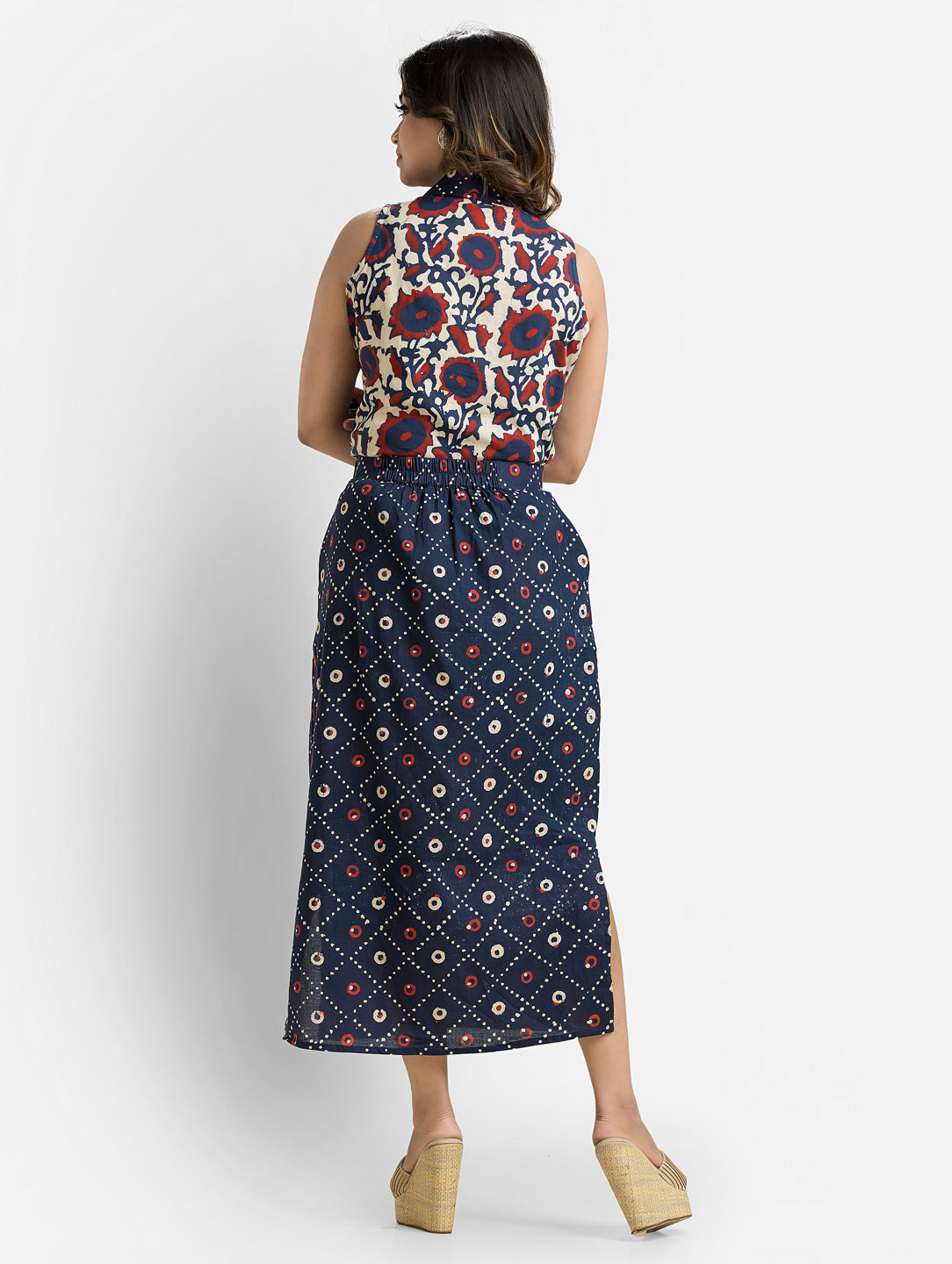 Women's Blue Floral Printed Cotton Top With Pencil Skirt