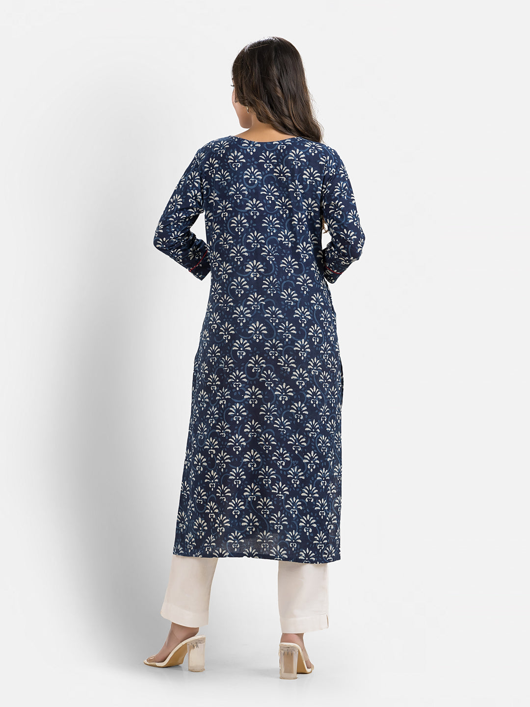 Women's Cotton Floral Motif Sweet Heart Neck Kurta