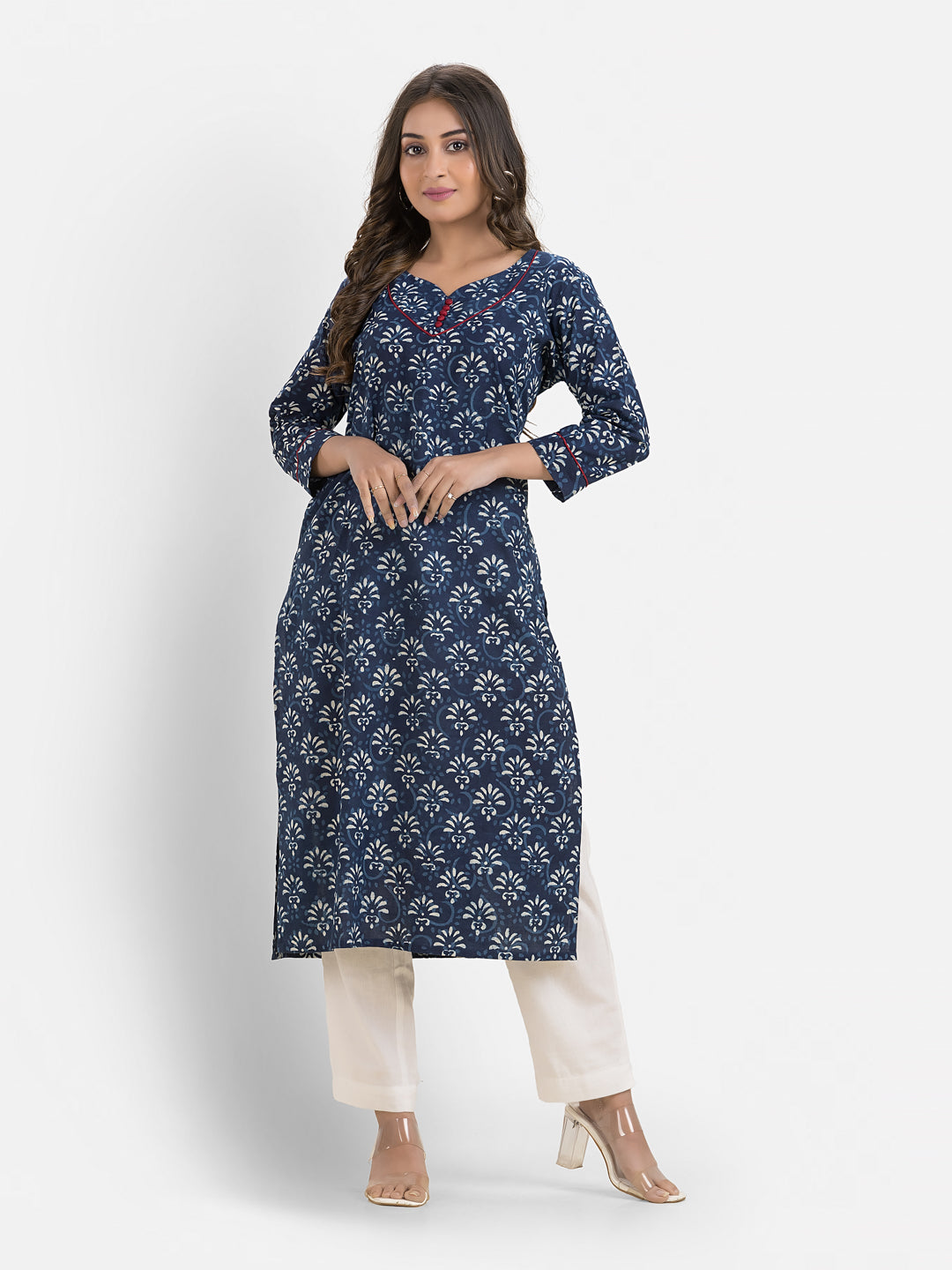 Women's Cotton Floral Motif Sweet Heart Neck Kurta