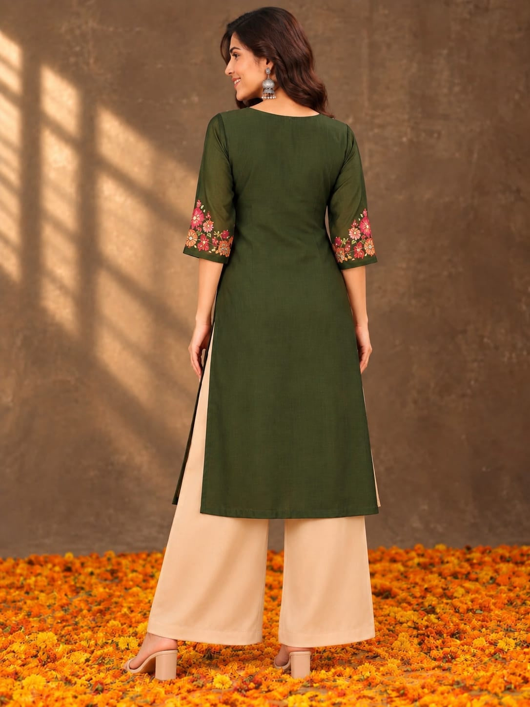 Women's Green Handwork Kurti