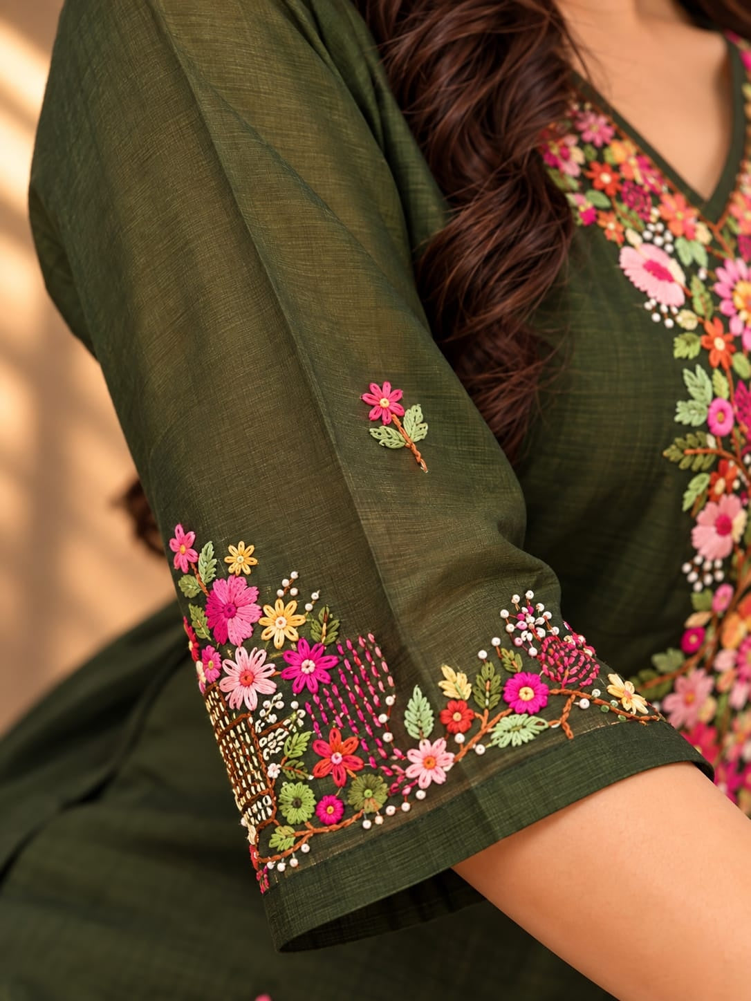 Women's Green Handwork Kurti