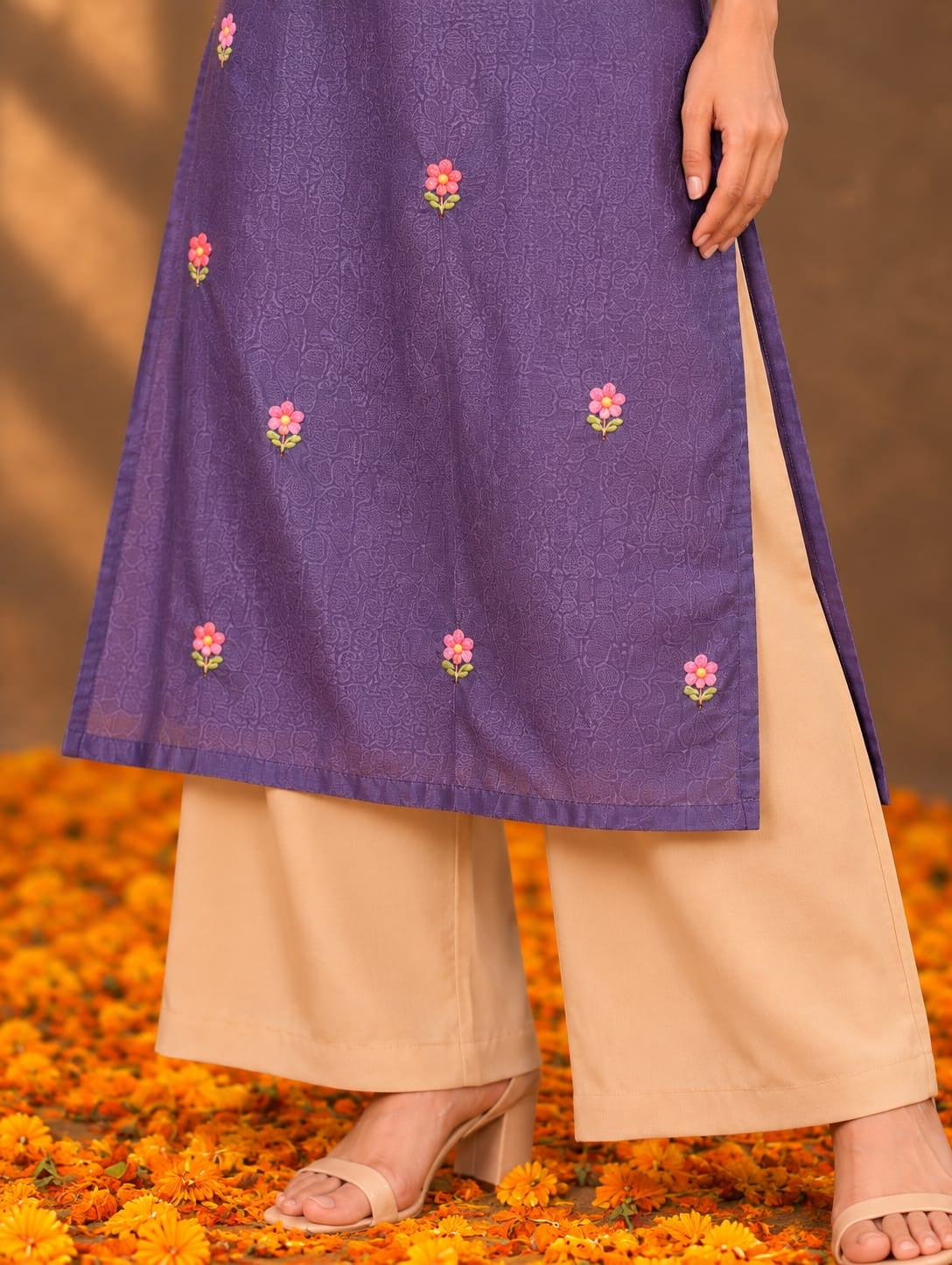 Women's Lavender Handwork Kurti
