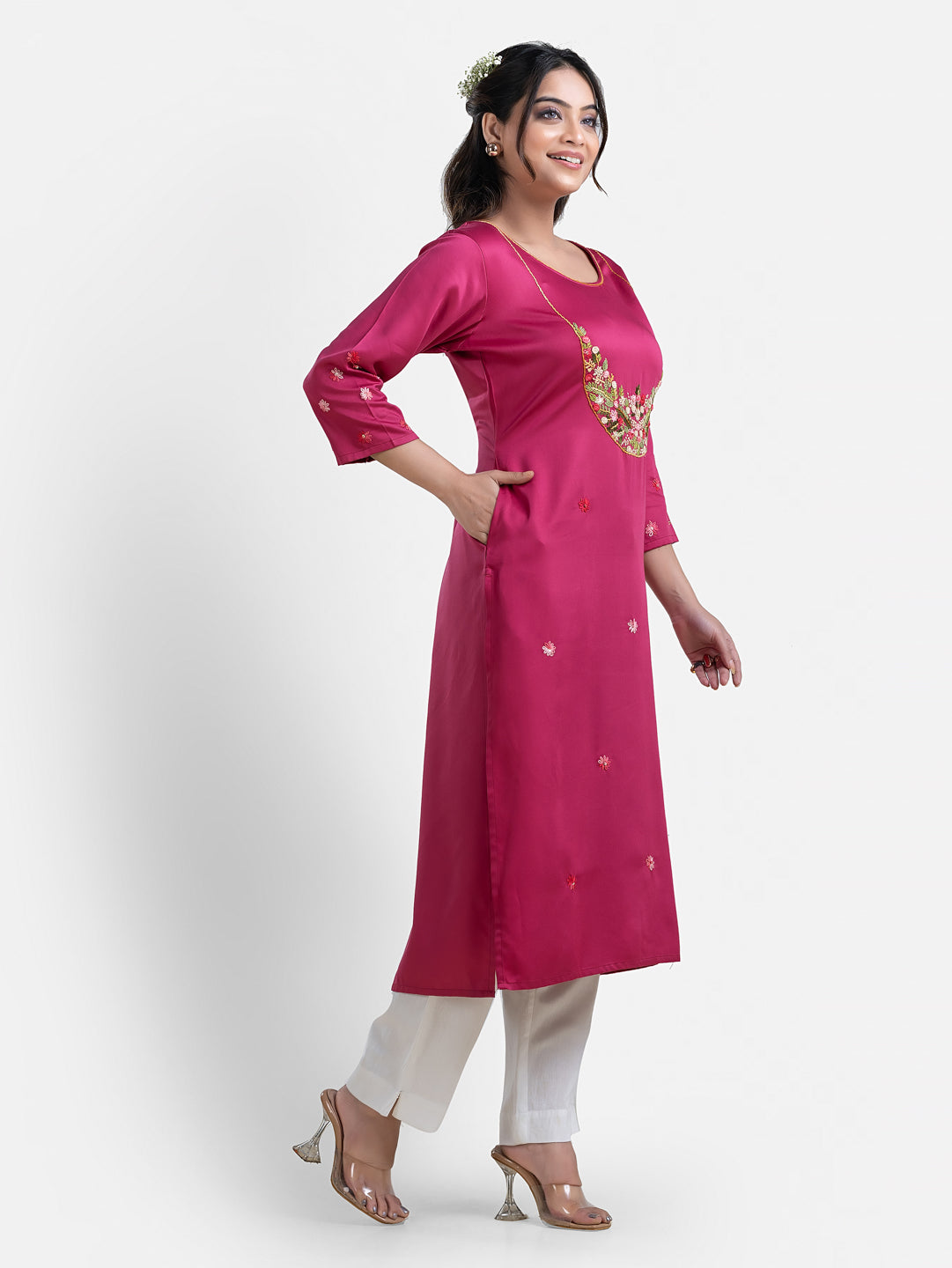 Women's 3/4th Sleeves Thread Work Pink Kurti