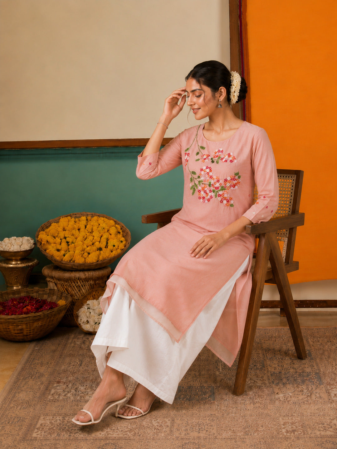 Women's Floral Embroidered Peach Kurta