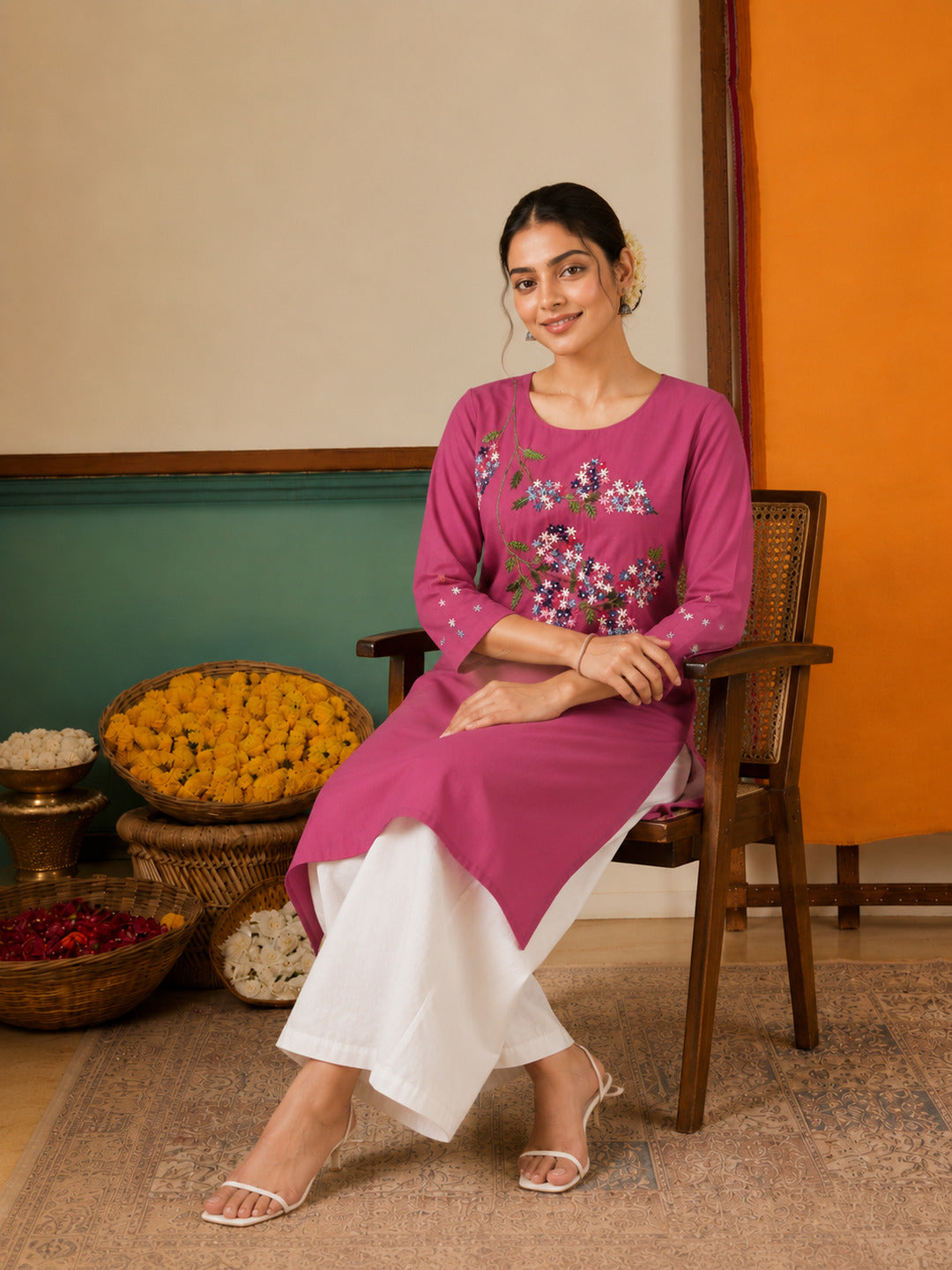 Women's Floral Embroidered Pink Kurta